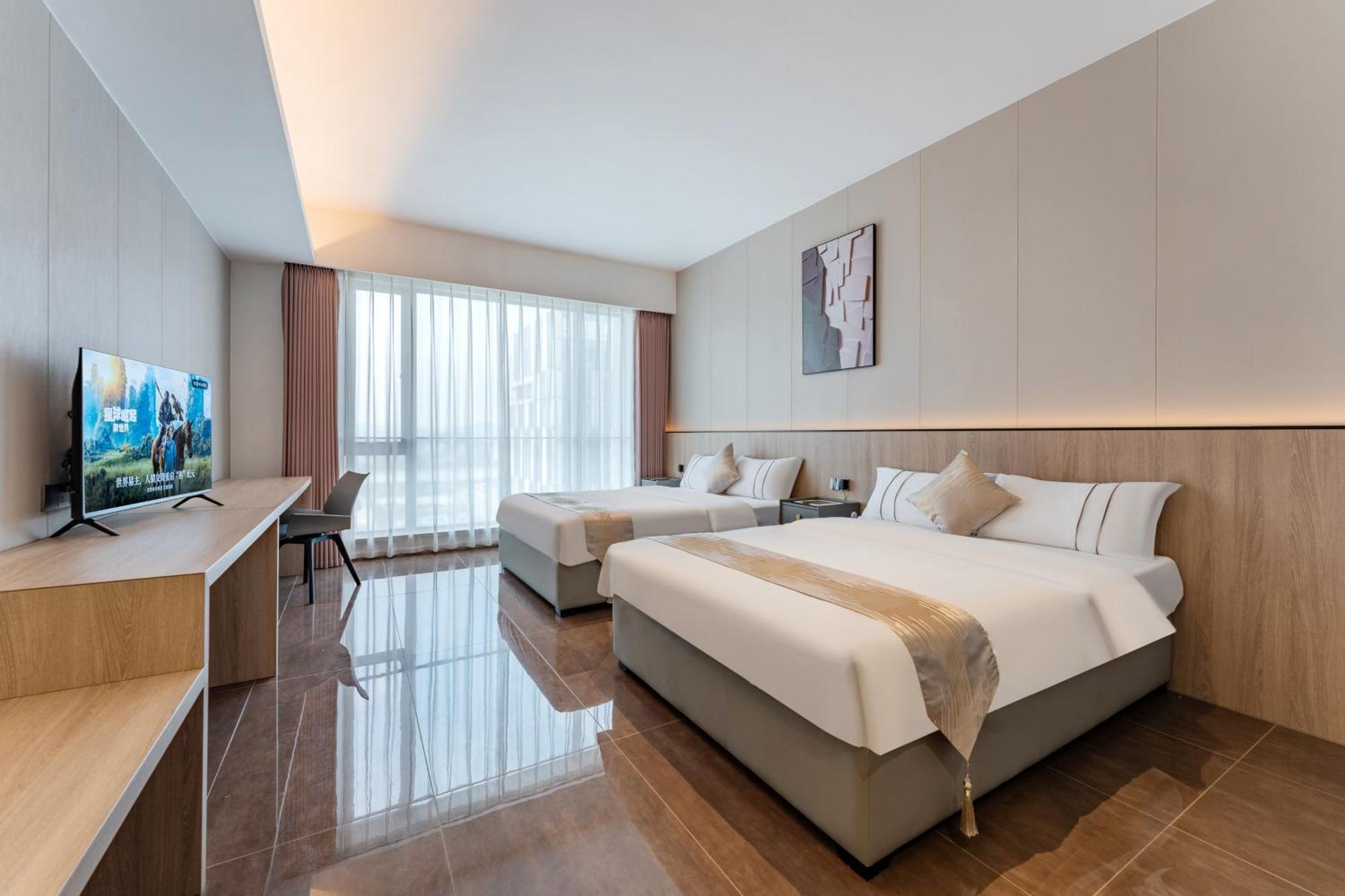 Yicheng Pazhou Poly World Trade Centre Apartment Apartment