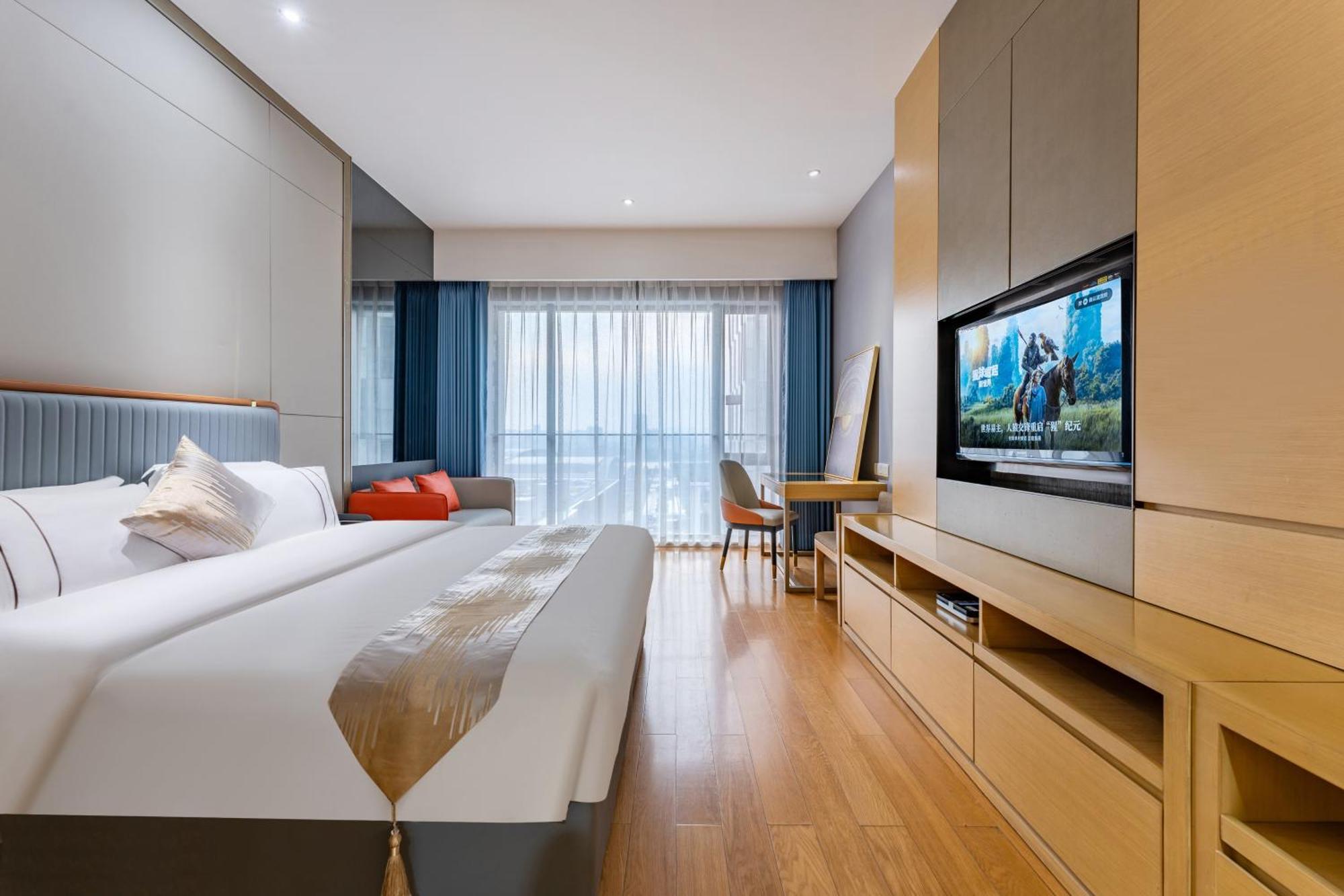 Yicheng Pazhou Poly World Trade Centre Apartment *