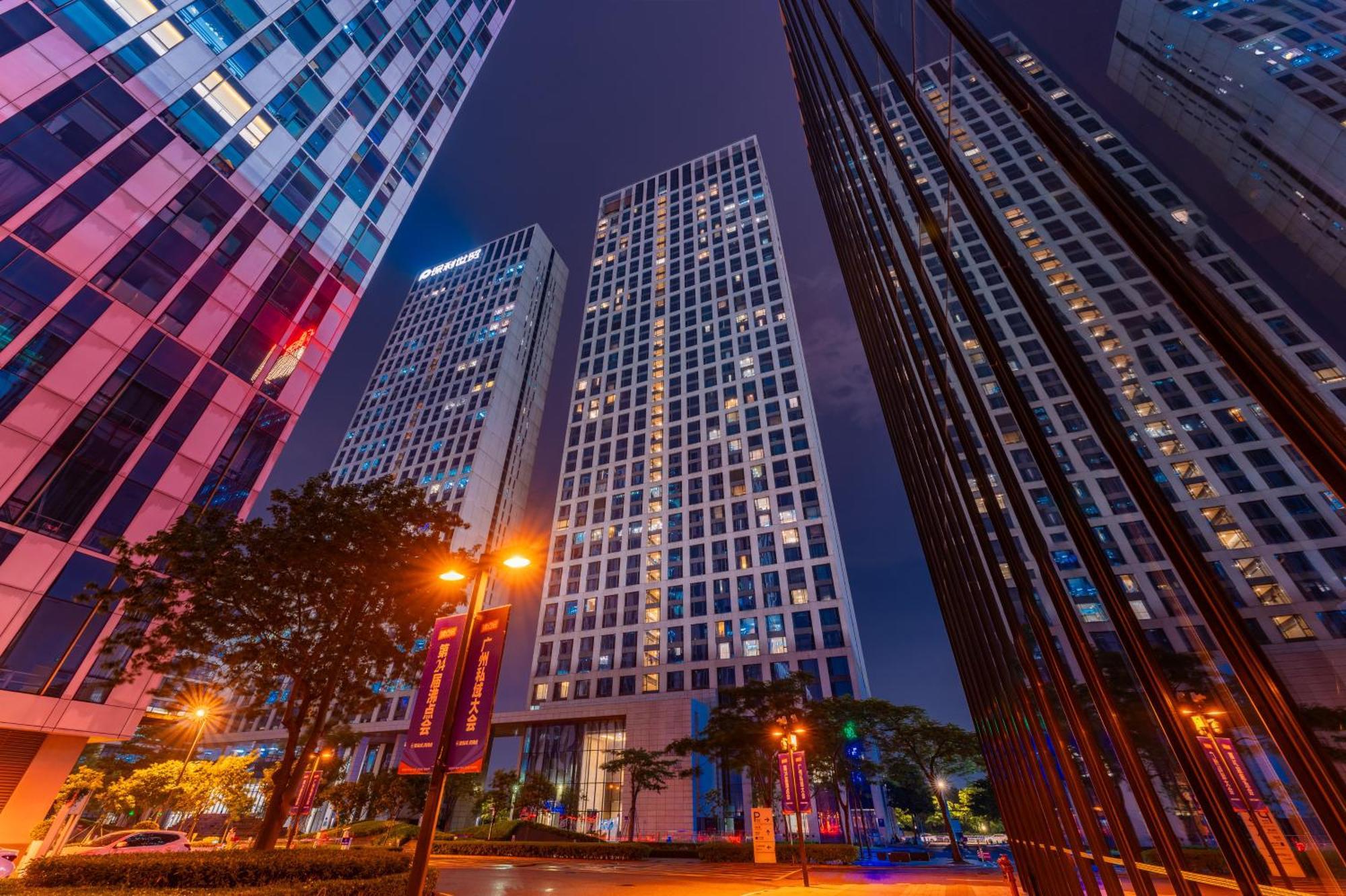 Yicheng Pazhou Poly World Trade Centre Apartment Guangzhou