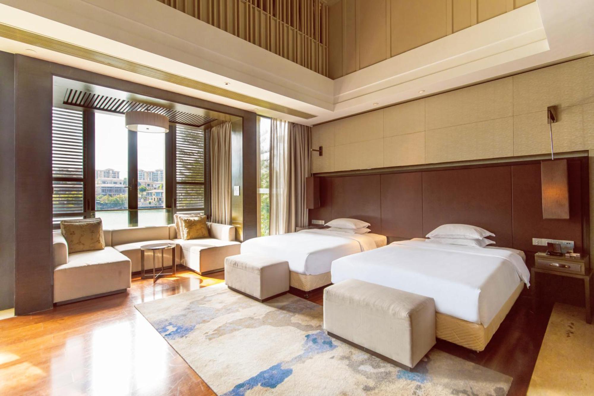 The Mulian Urban Huadu Resort 4*
