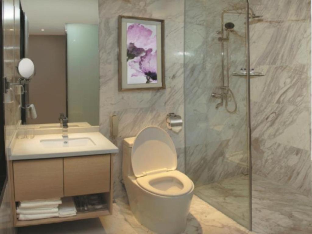 Hotel Lavande Shi Pai Qiao Metro Station 4*