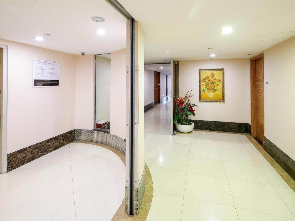 Nanfang Dasha Hotel 2*