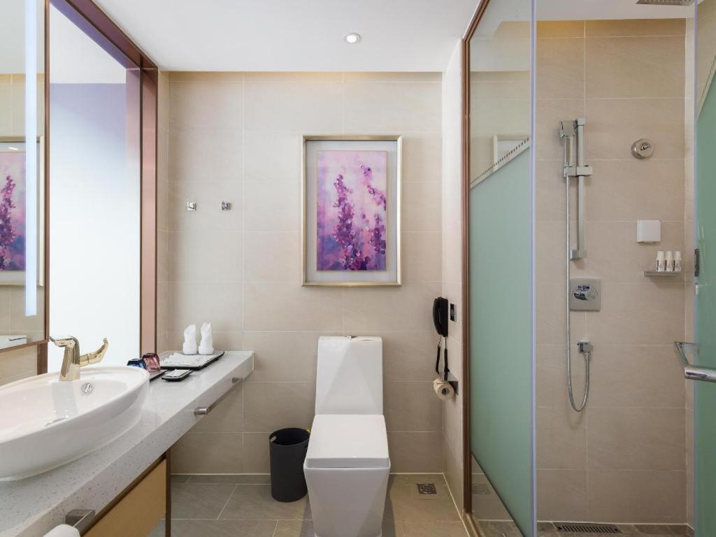 Hotel Echarm International Baiyun International Airport Huadu Plaza Branch - Free Deliver Service To Baiyun International Airport & Free Deliver Service To Fair Complex During Fair Period