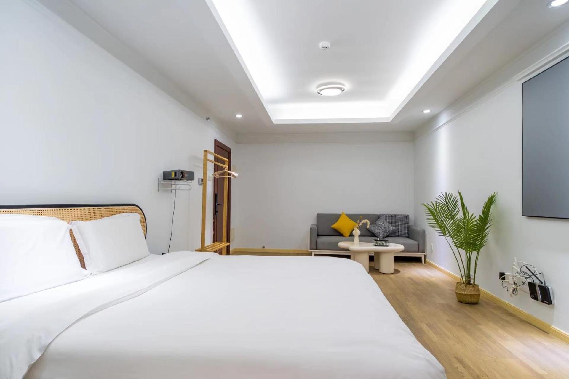 Maijingtu International Aparthotel 3*