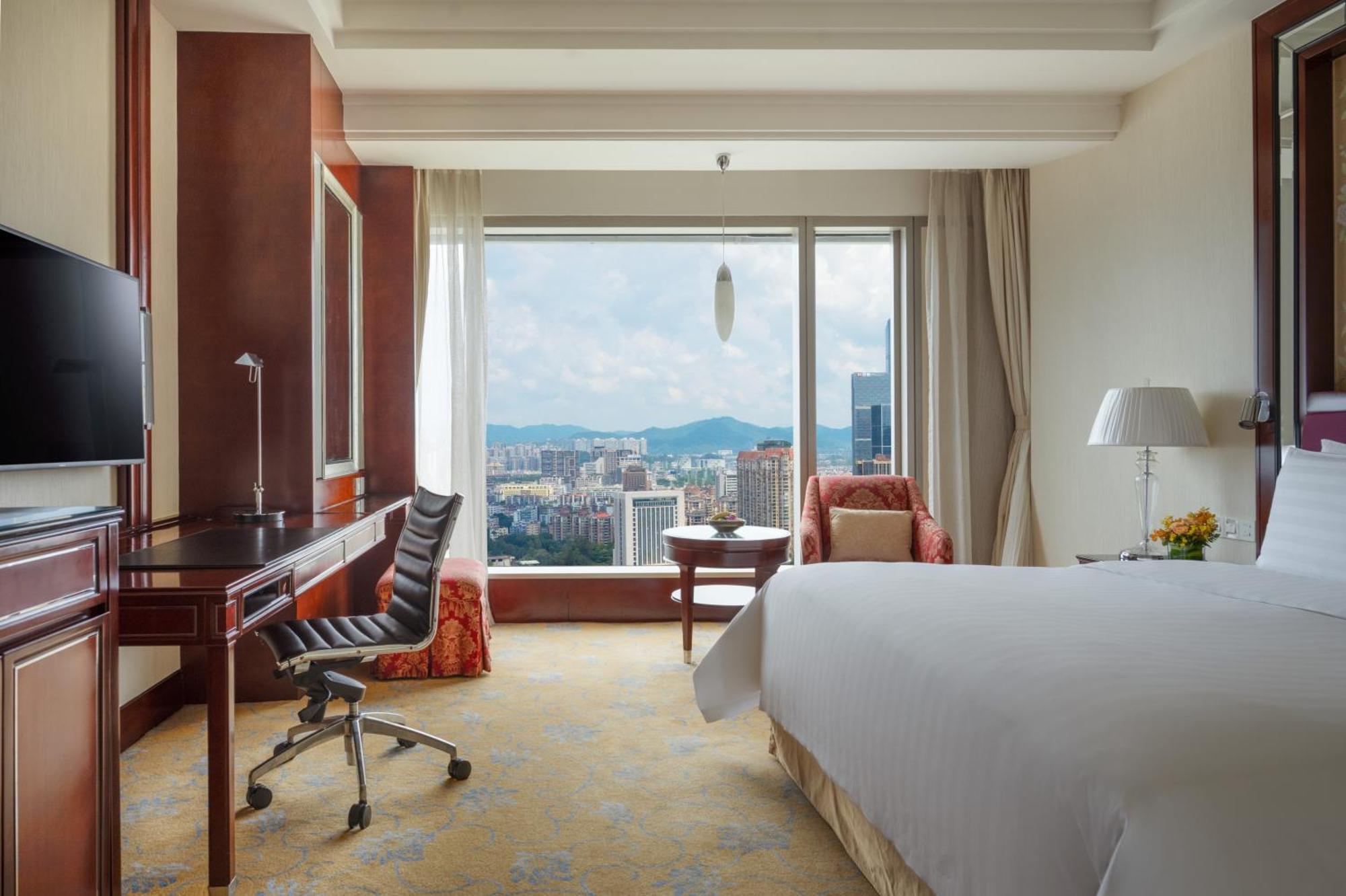 Shangri-la Guangzhou-3 Minutes By Walking To Fair Complex Hotel