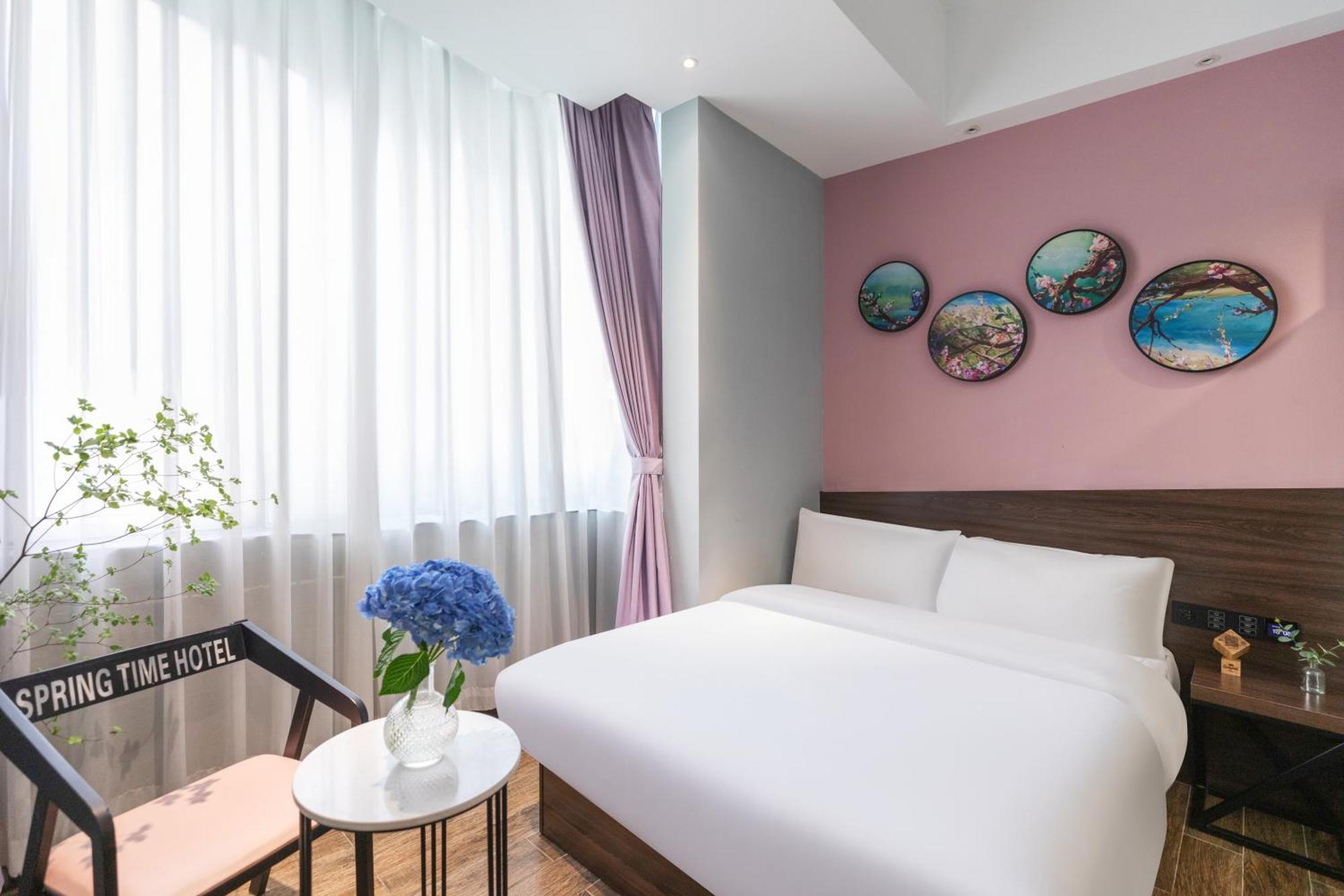 Spring Time Hotel 3*