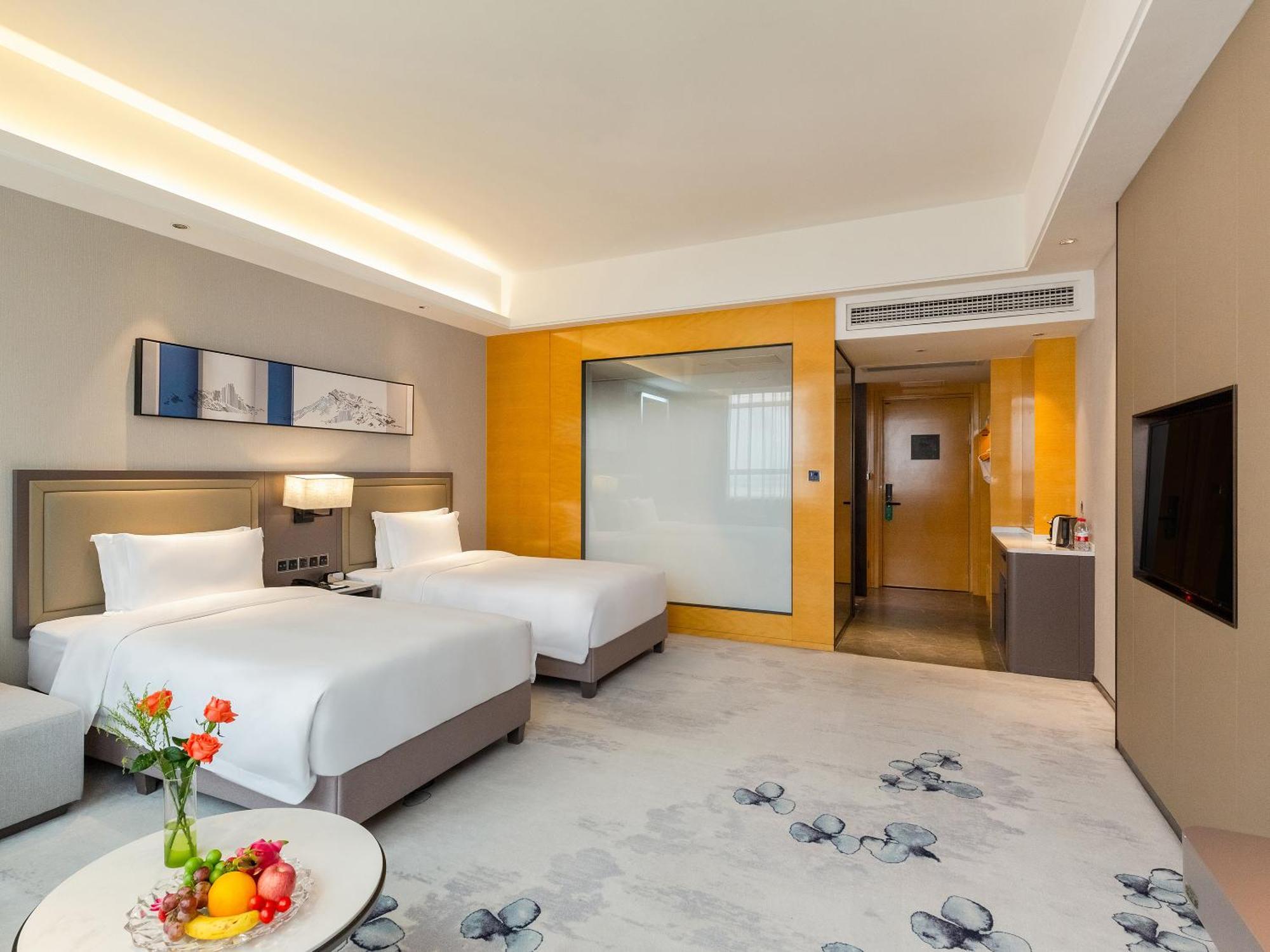 Southern Airlines Pearl Airport Hotel-canton Fair Free Shuttle Bus 5*