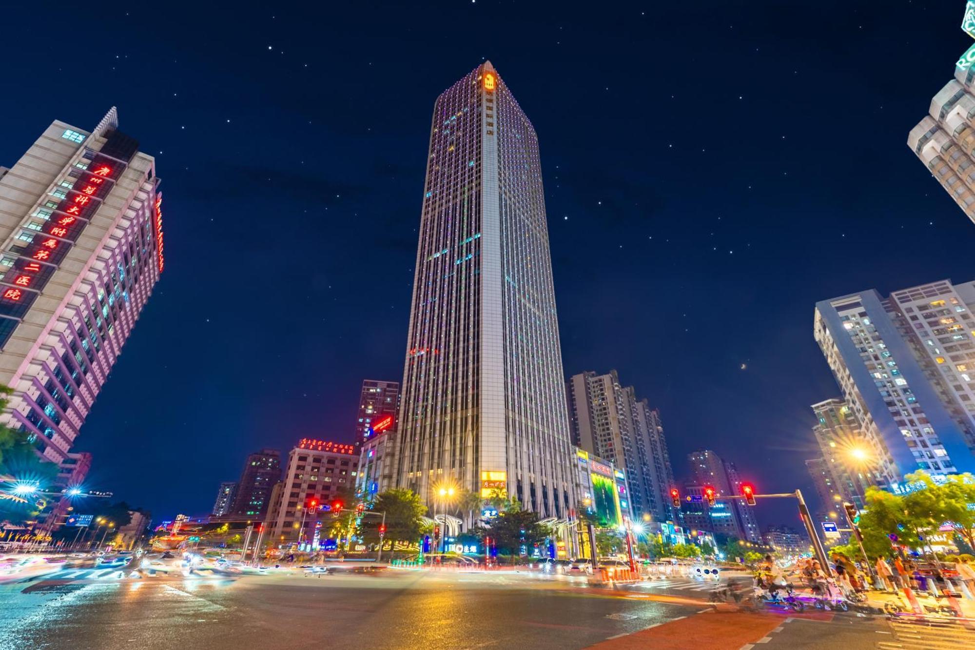 Star Stage International - 1min To Line2 & Line8 Changgang Stn-free Private Car Delivery To Fair From Apr 15th To 4th