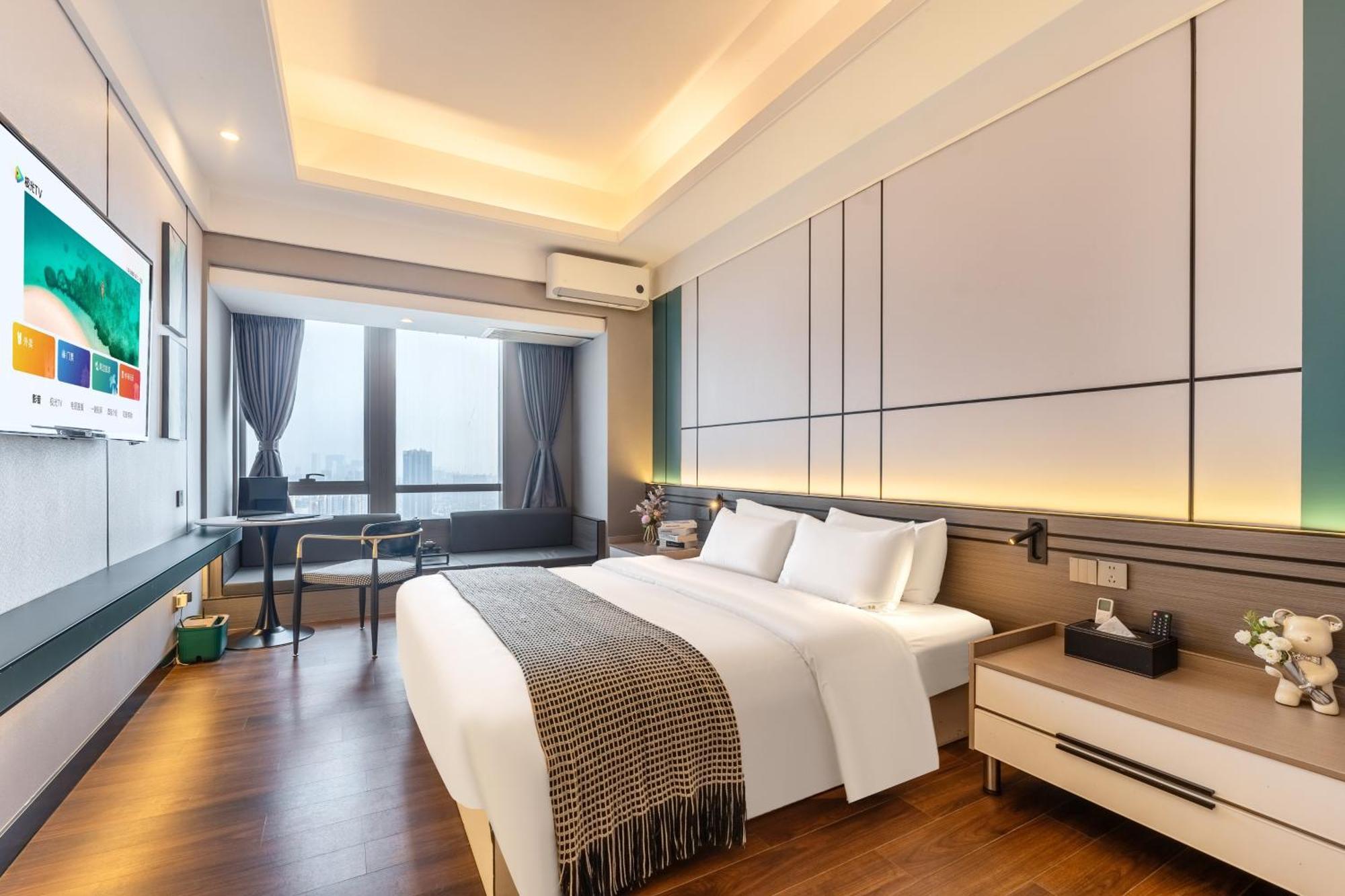 Apartment Star Stage International - 1min To Line2 & Line8 Changgang Stn-free Private Car Delivery To Fair From Apr 15th To 4th Guangzhou