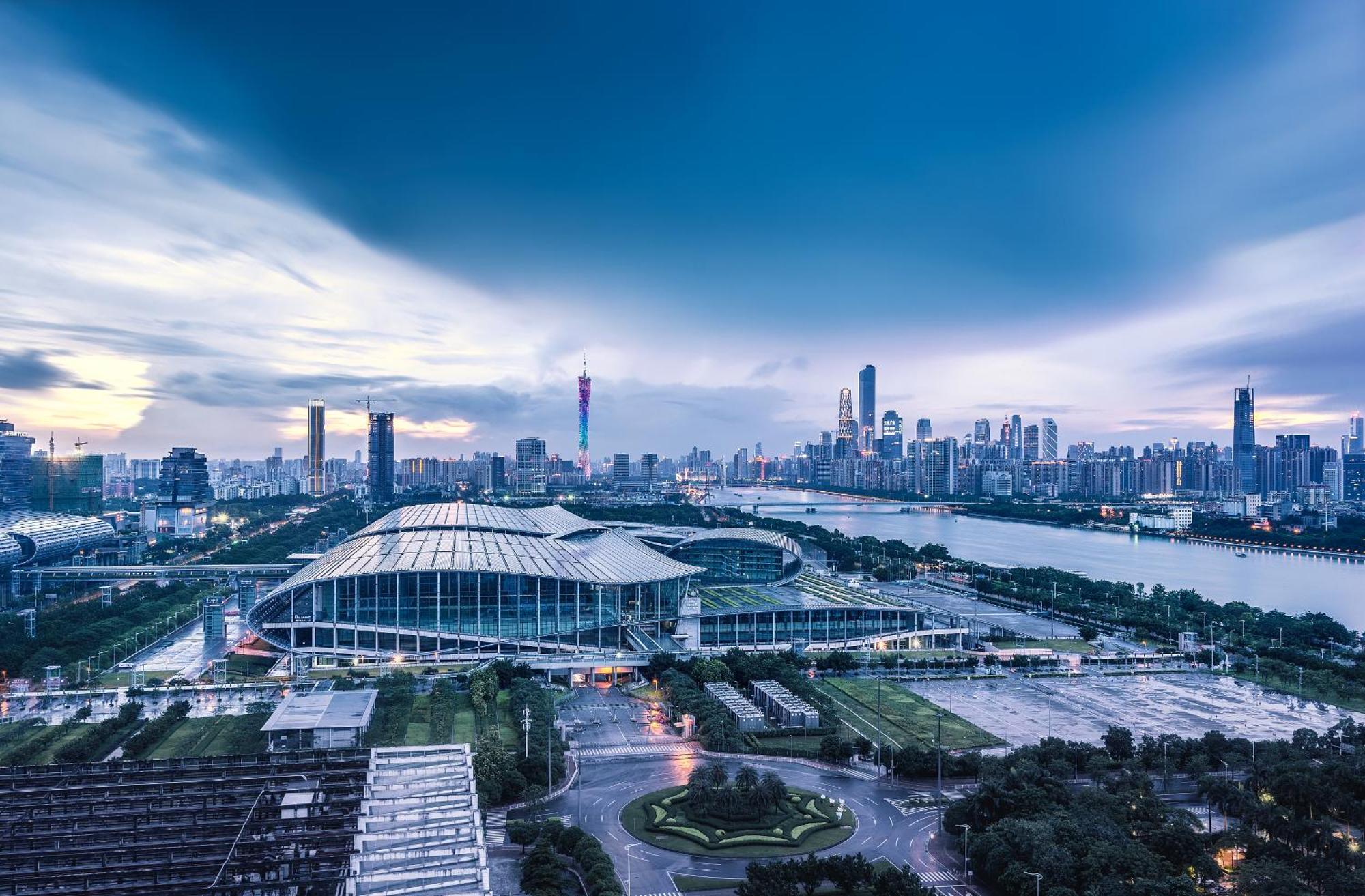 Yu Manju High-floor Huge-screen Audiovisual Hotel-guangzhou Tower Zhujiang New Town Sports West Road Branch