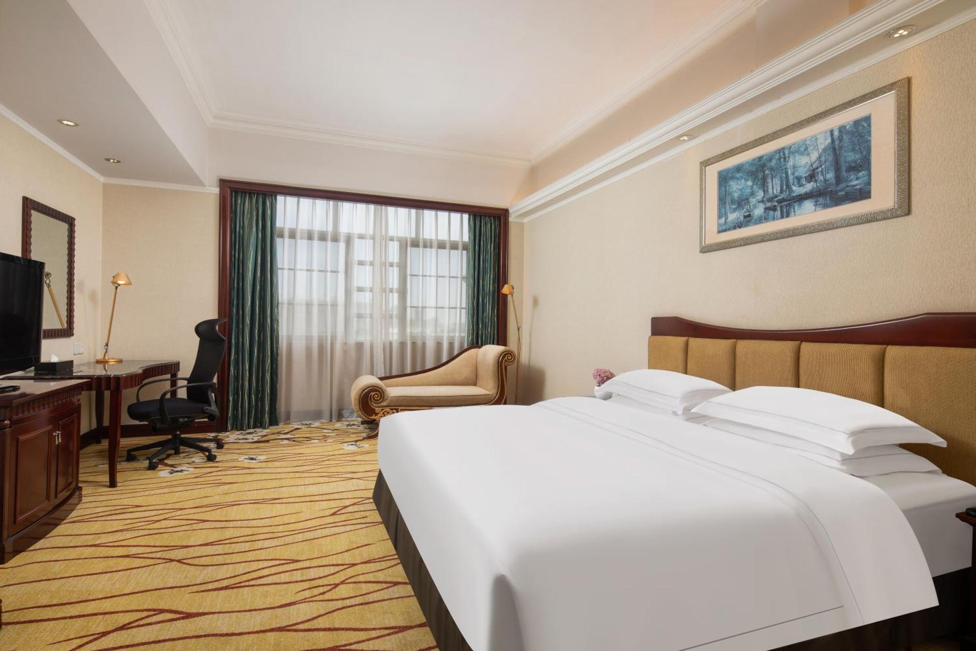 Phoenix 5* Guangzhou