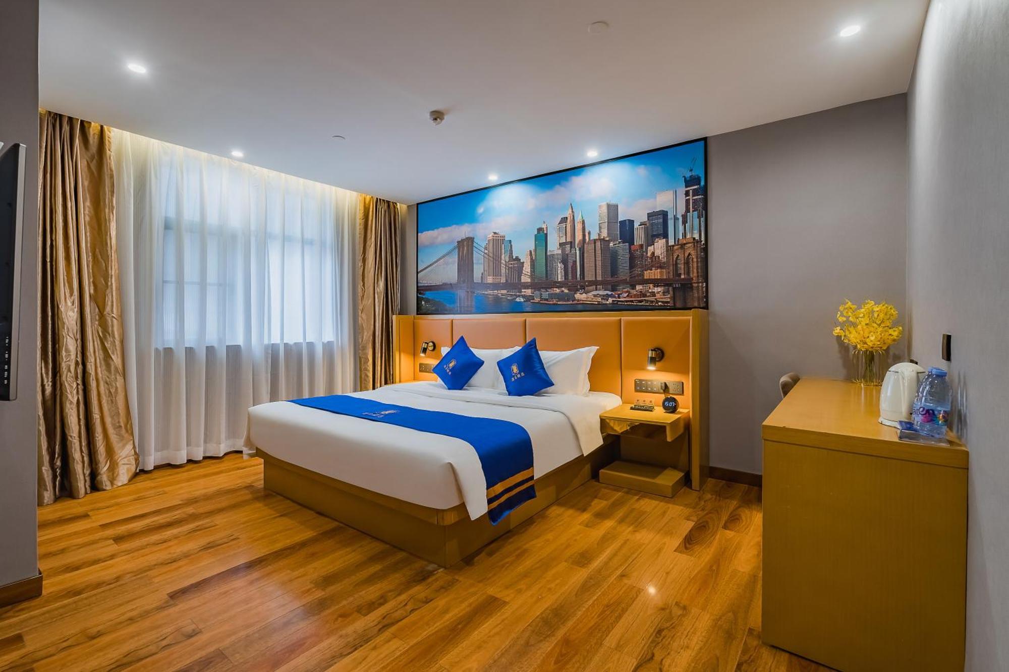 Super 8 Hotel Select Guangzhou Station Xicun Metro Station