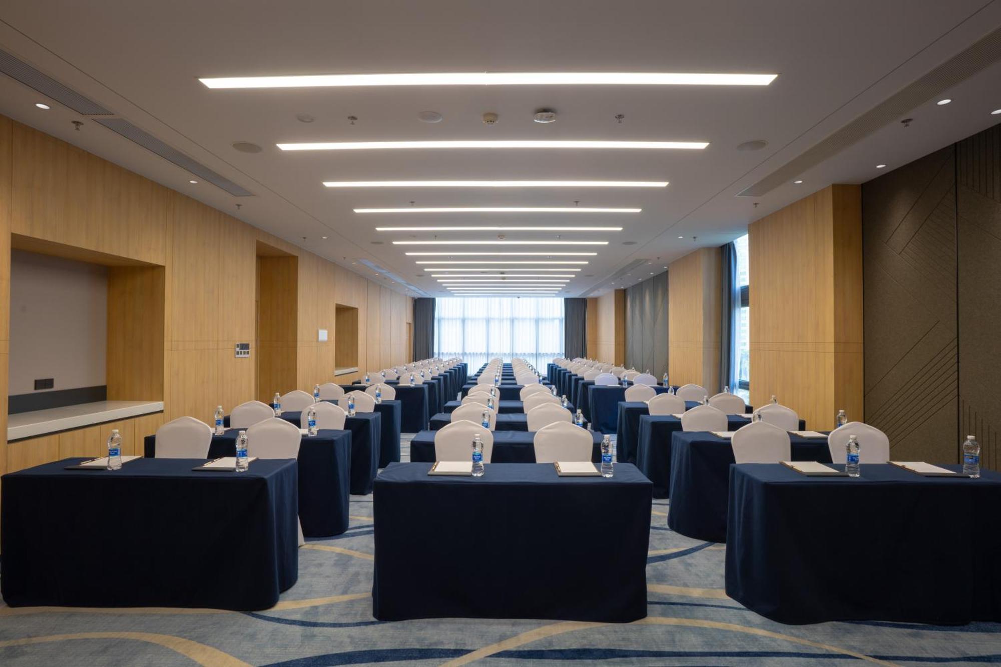 Express Panyu Dashi By Ihg Hotel Canton