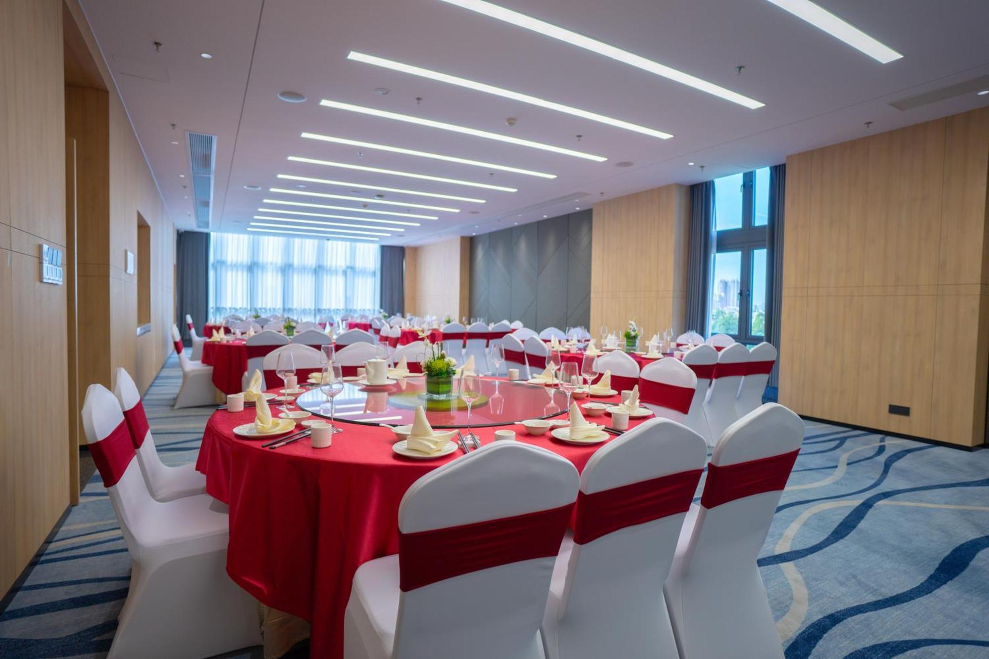Express Panyu Dashi By Ihg Hotel