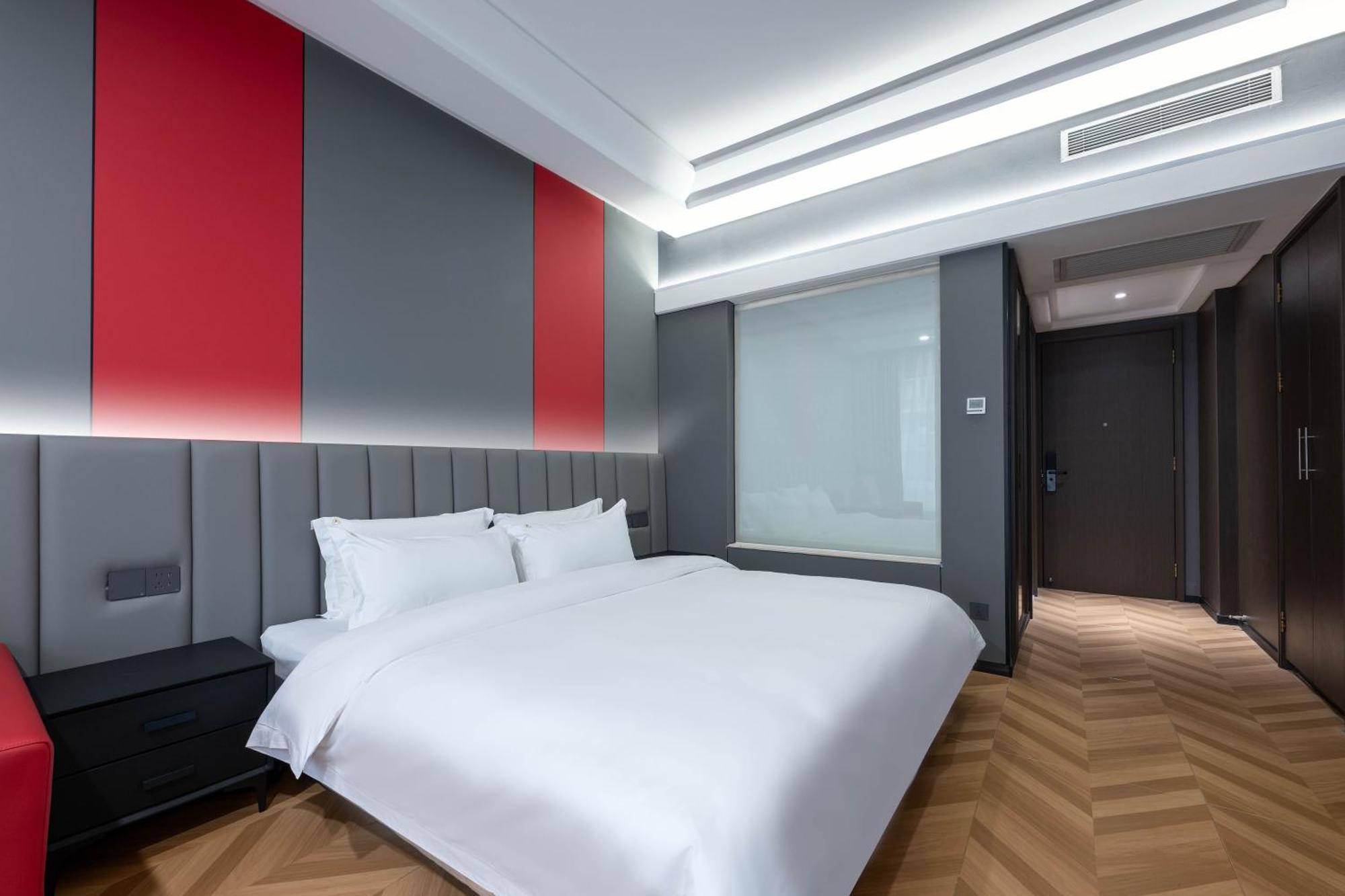 Aparthotel Yueta E-sports Hotel-10min To East Railway Station&entrance Exit J Of Line 3
