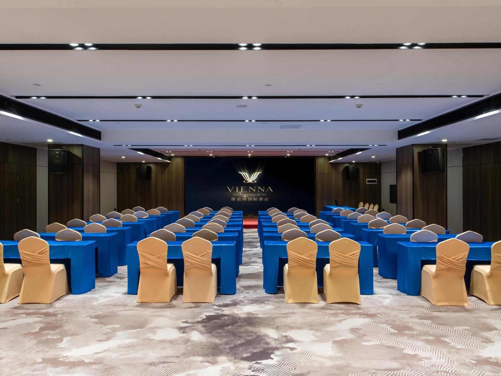 Vienna International Baiyun International Conference Center 3* Canton