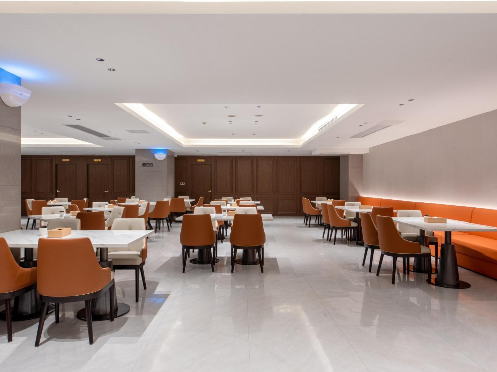 Vienna International Baiyun International Conference Center 3* Canton