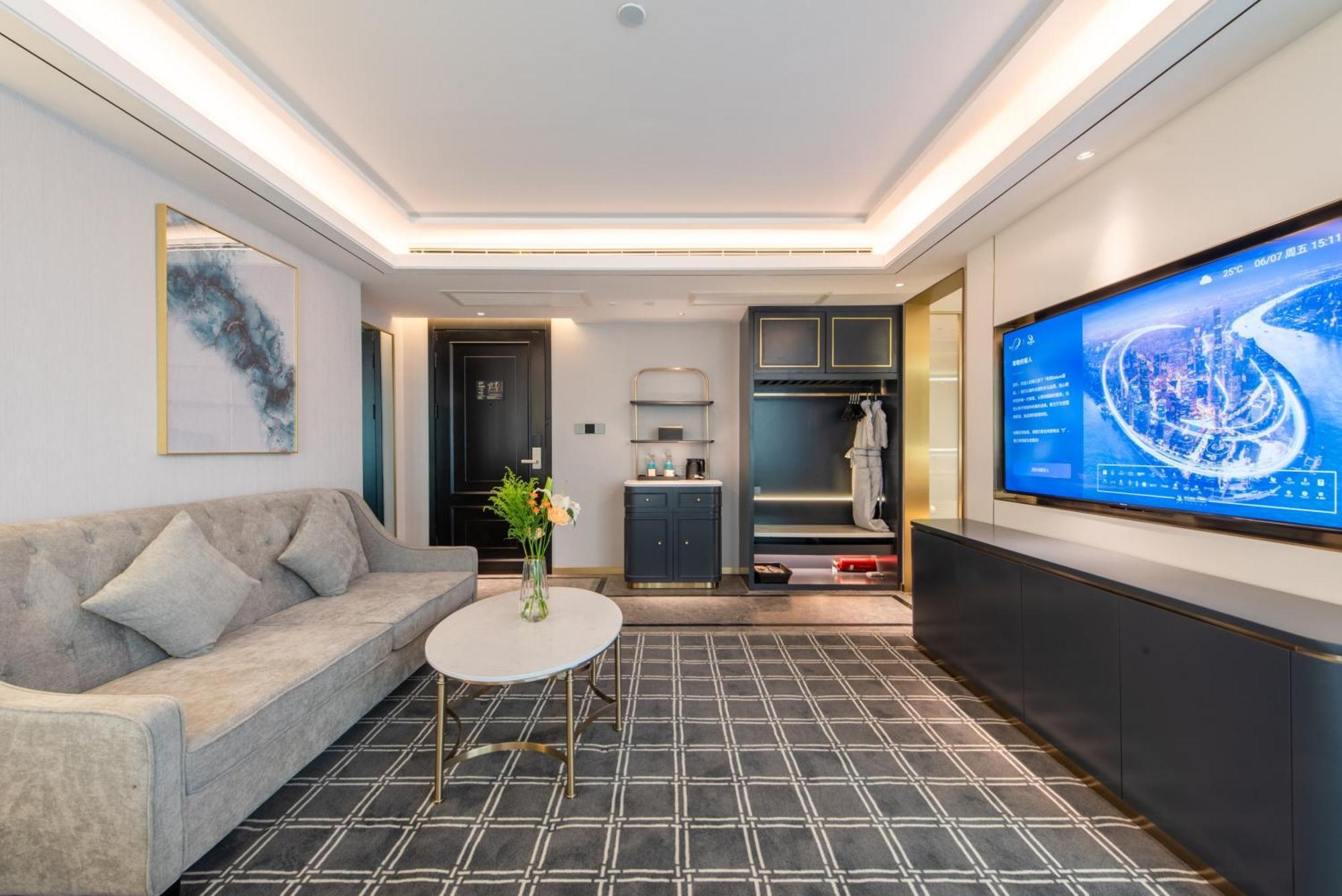 Xana Deluxe Xintang South High-speed Railway Station Hotel Guangzhou