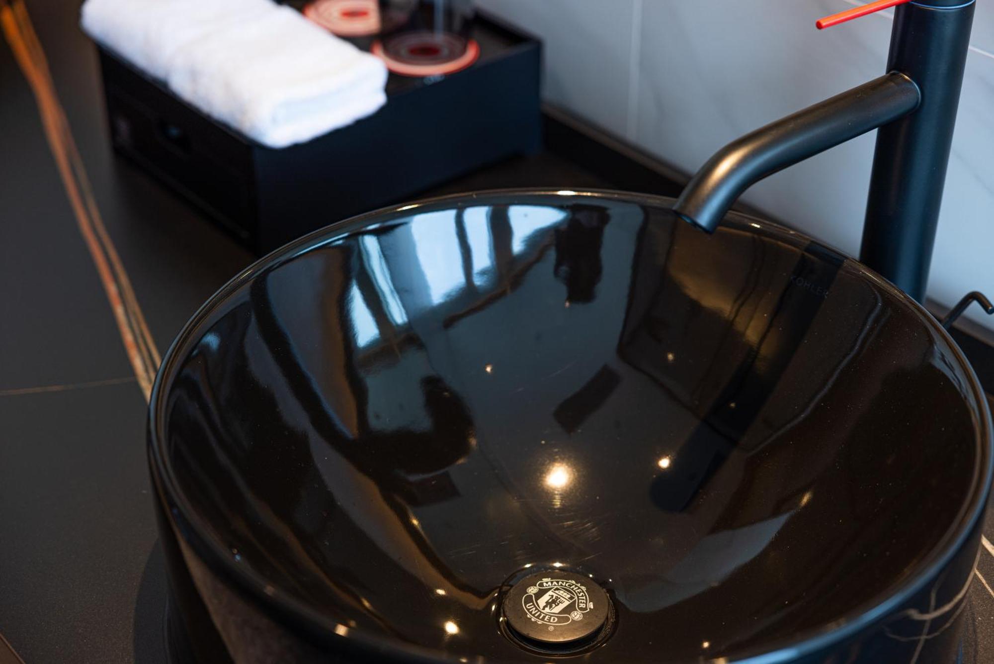 Hotel Radisson Red Guangzhou South Railway Station- Free Vpn Network Guangzhou