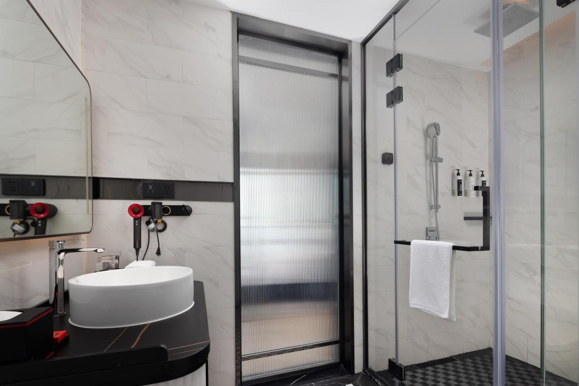 Radisson Red Guangzhou South Railway Station- Free Vpn Network 4* Guangzhou