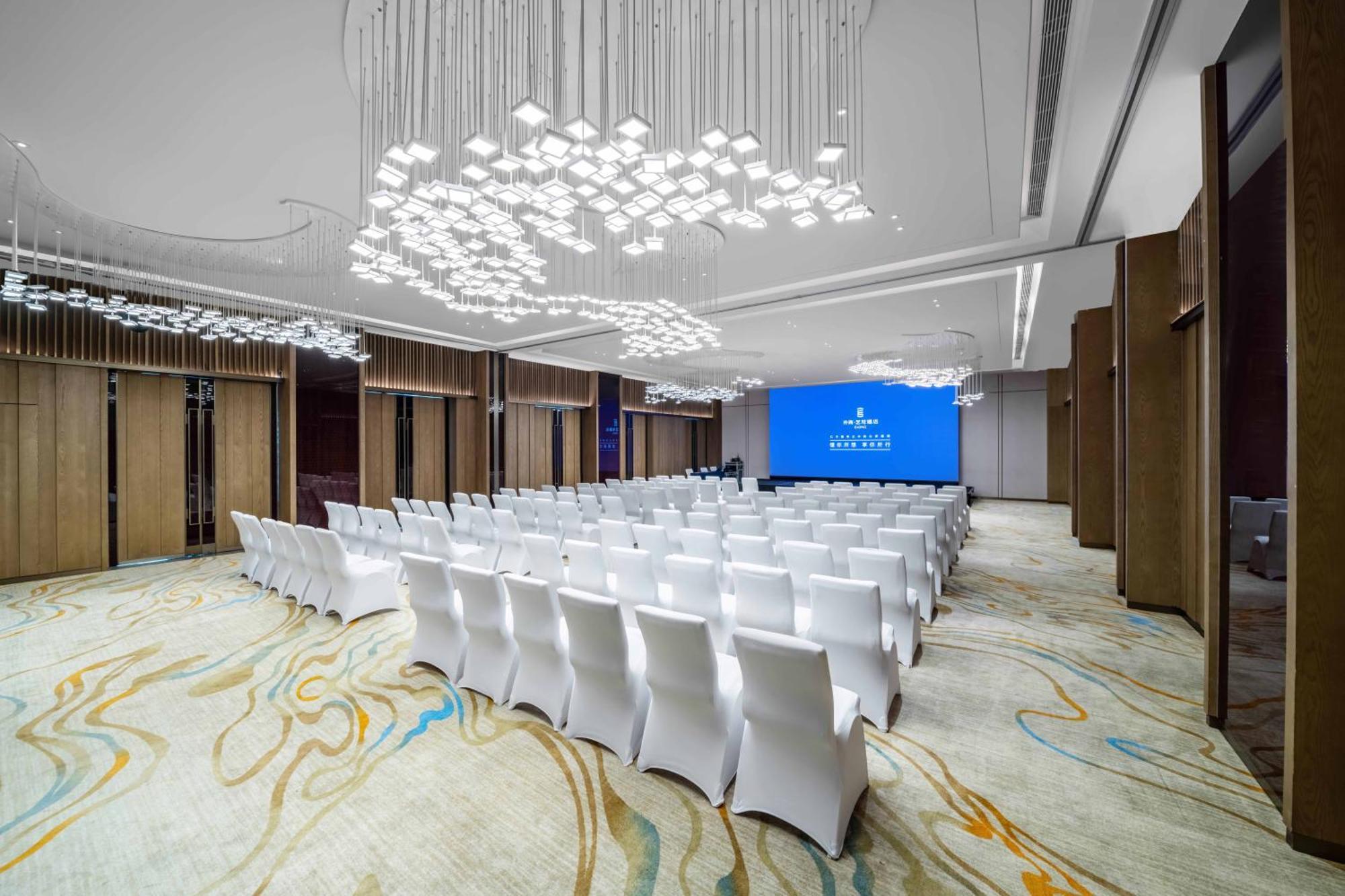 Imperial Traders Elong - Free Shuttle Bus To Fair Complex & Overseas Buyer Registration Services 5*