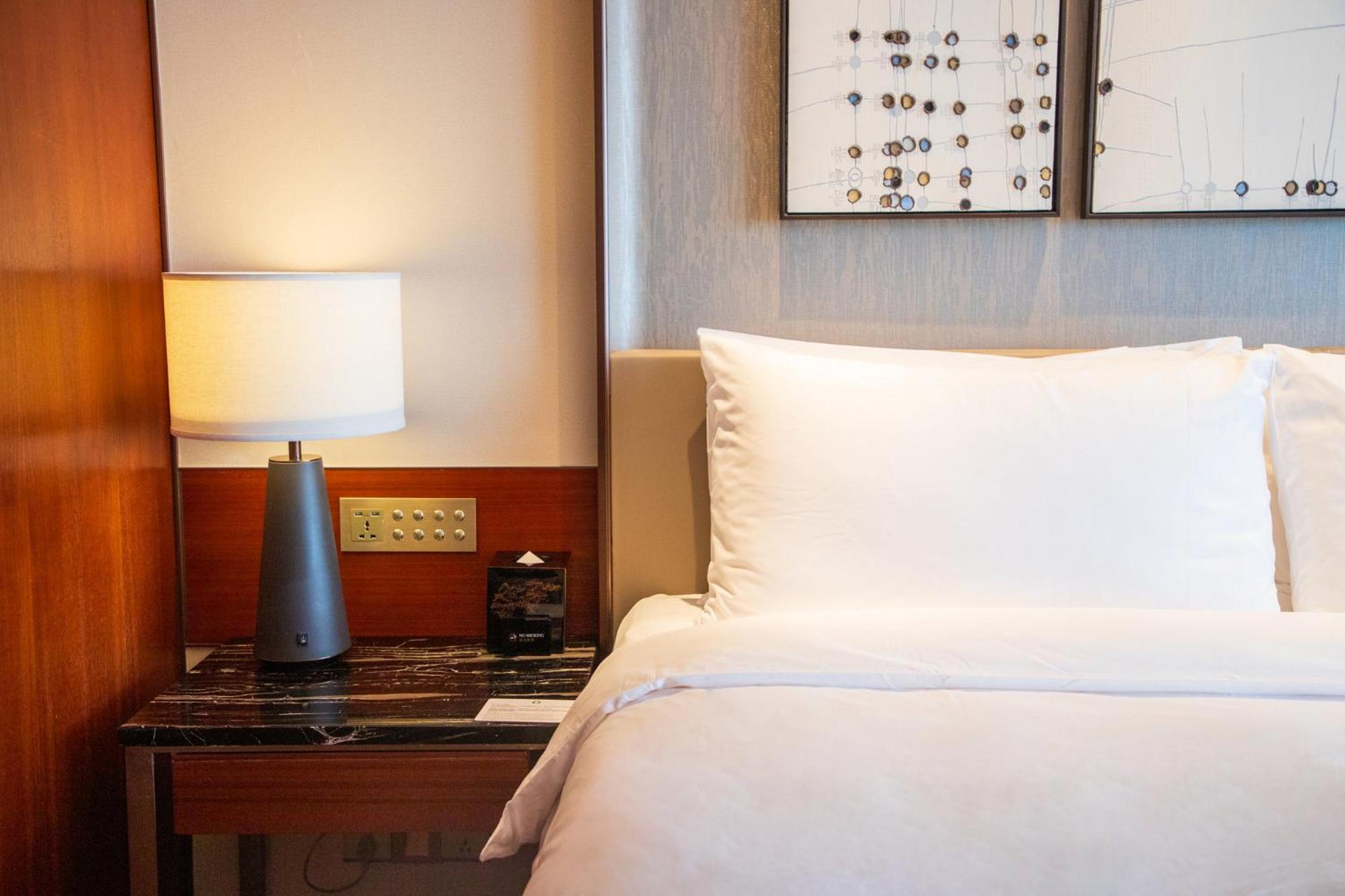Intercontinental Exhibition Center By Ihg - Free Shuttle Between And Exhibition Center During Fair & Exhibitor Registration Counter 5*