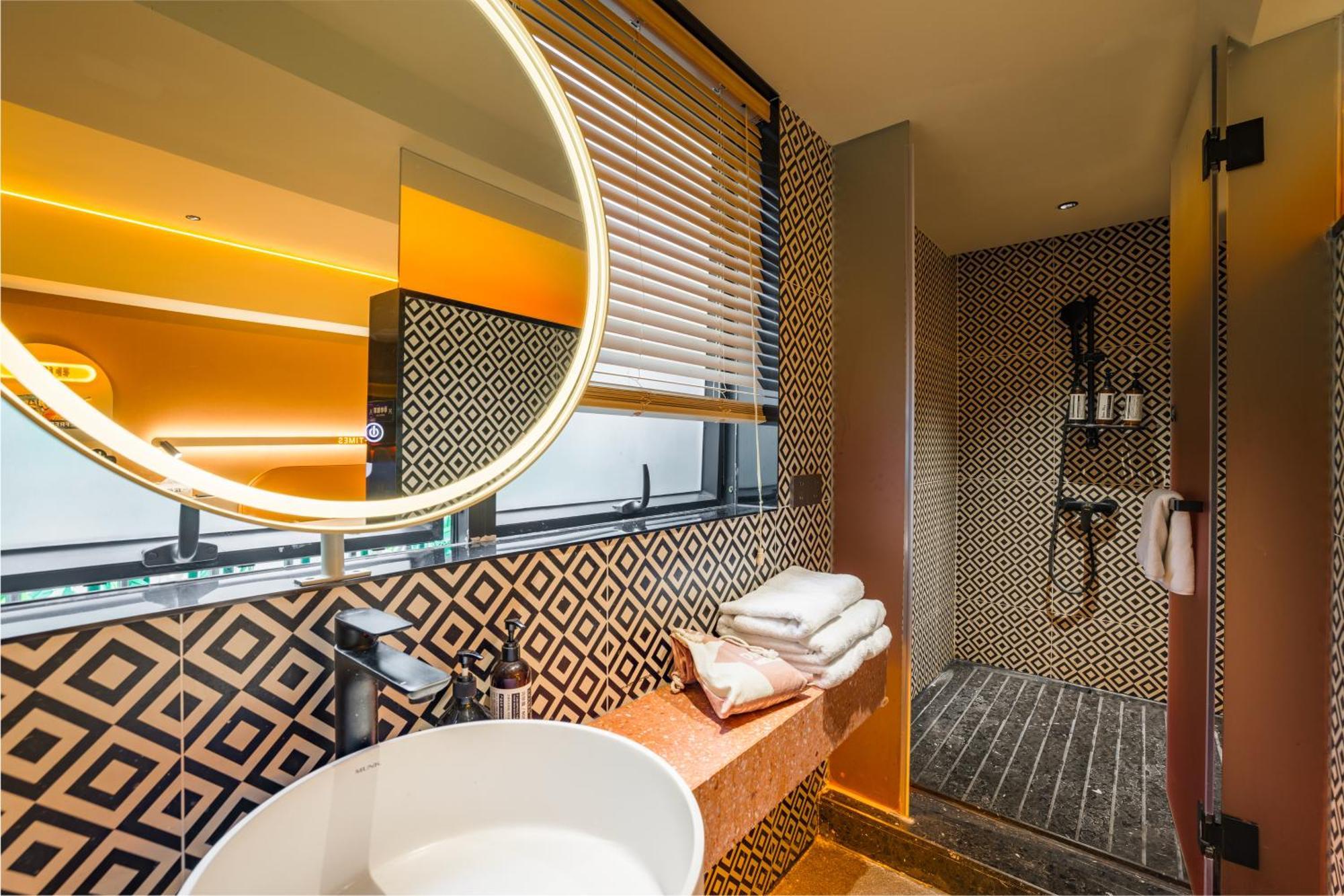 Hotel Super Time Trendy Design Beijing Road Pedestrian Street Dafo Temple Branch Guangzhou