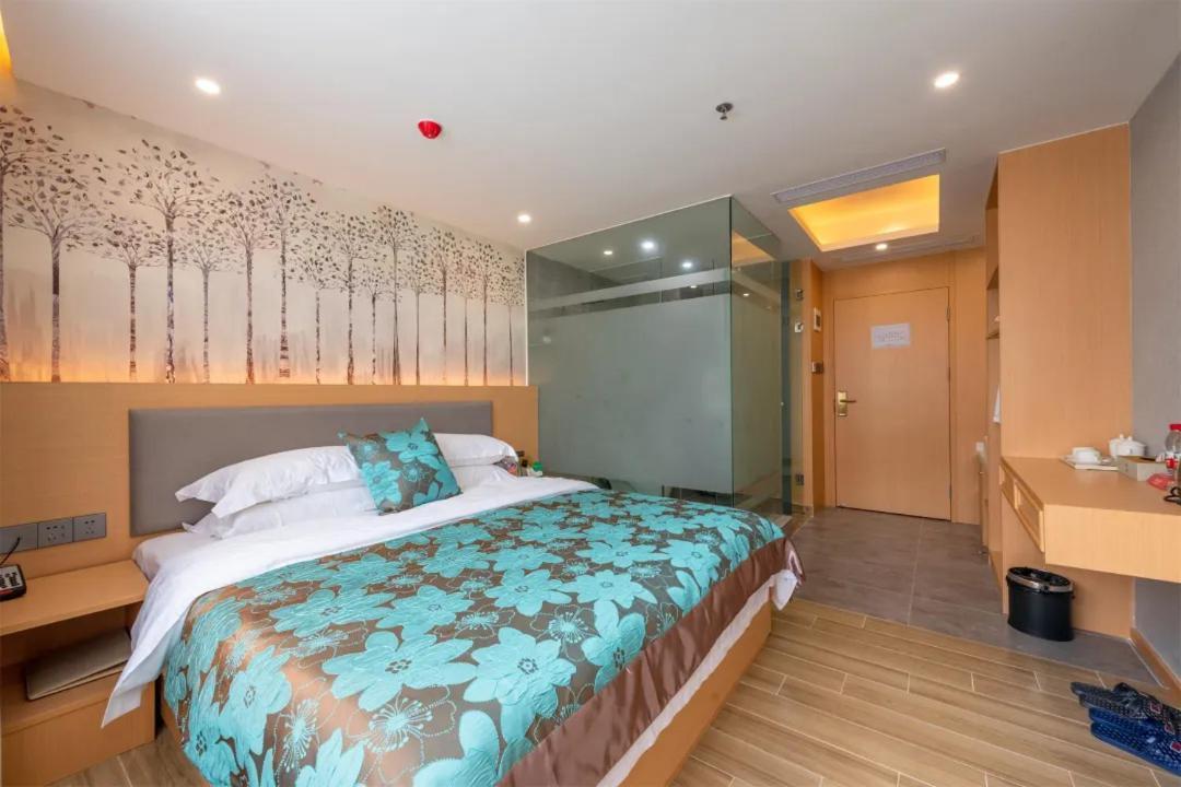 Hongxiang 2* Guangzhou