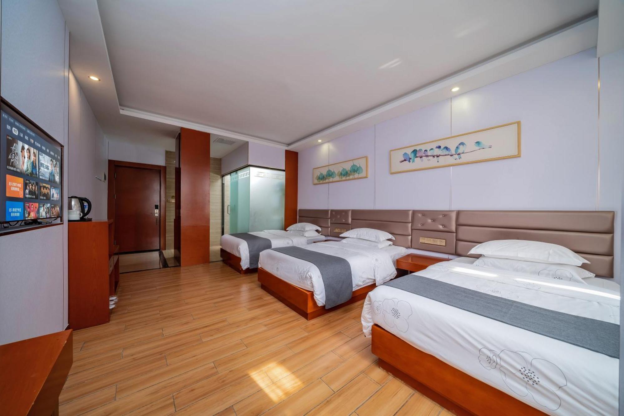 Iron Travel Inn