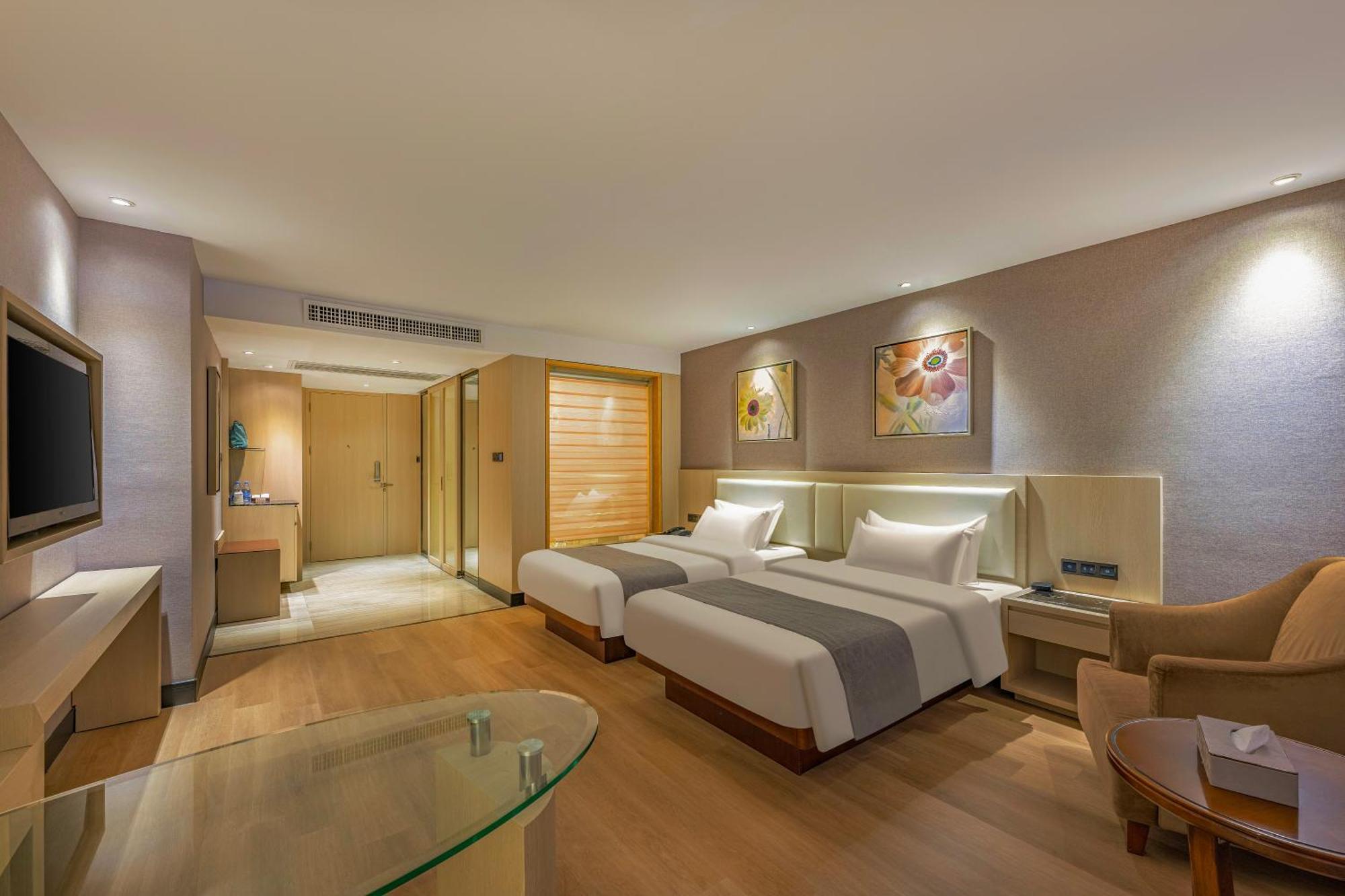 Meihao Mingyue International Finance Keyun Road Metro Branch 4*