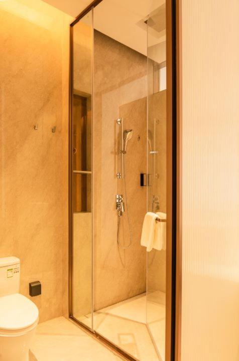 Guus Hotel