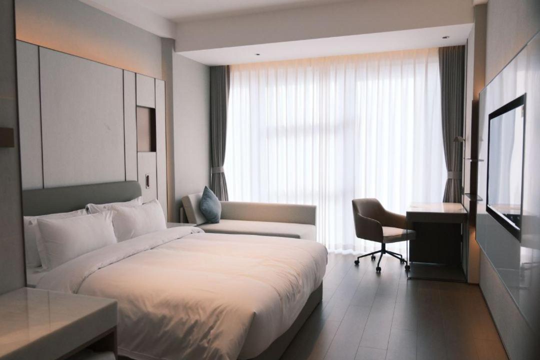 Guus Hotel