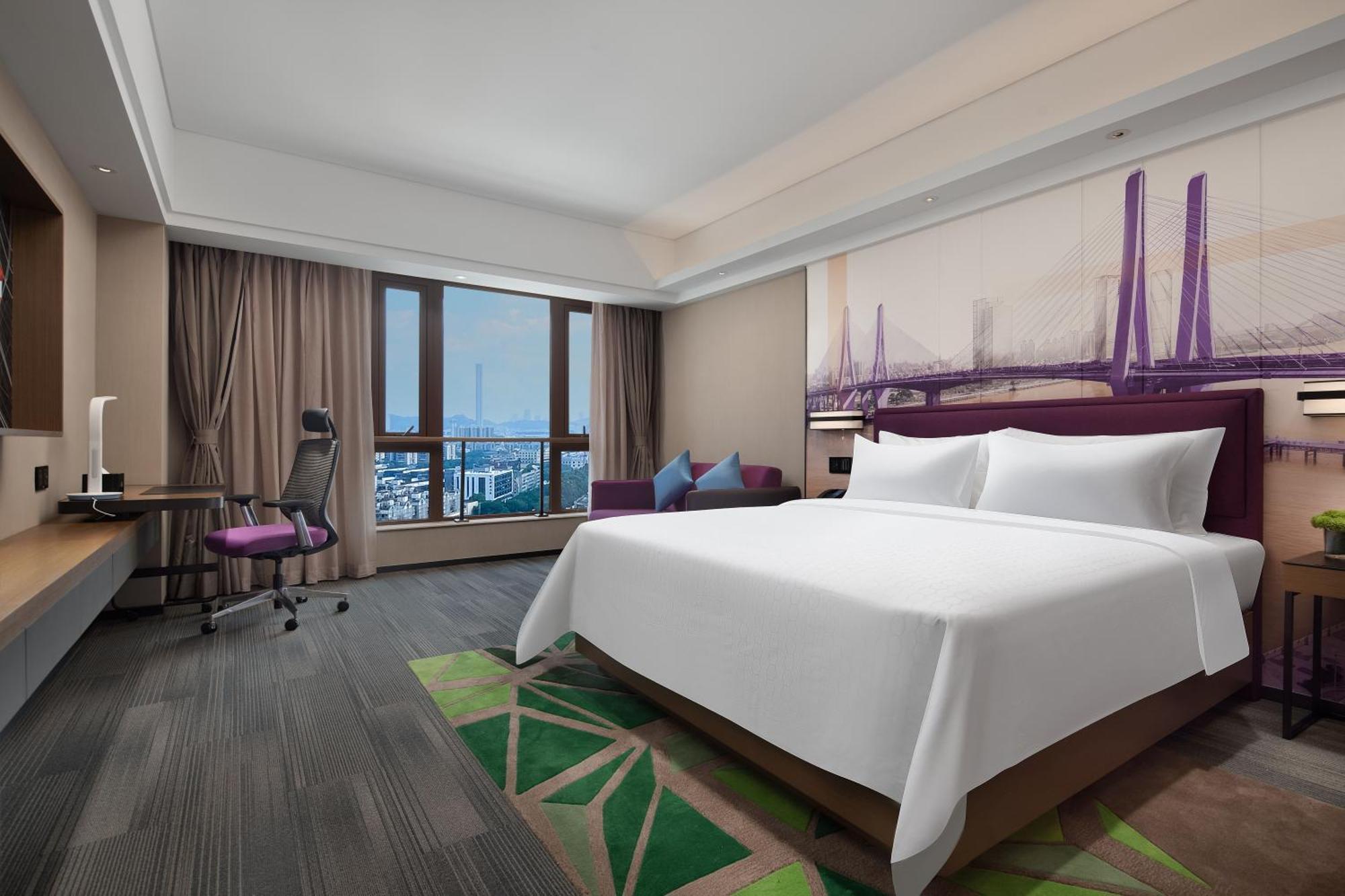 Hampton By Hilton Luoxi Hotel 4*