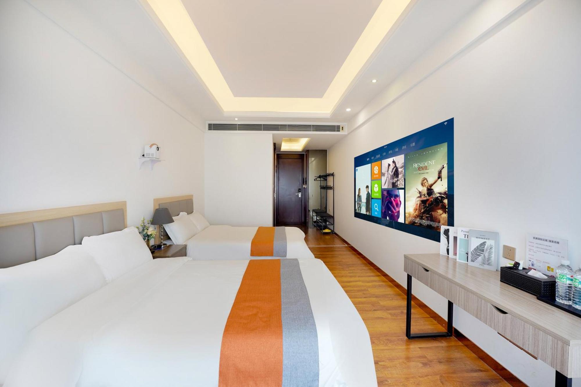 Ht Legend Changgang Metro Station Exit F -direct To Fair 3* Canton