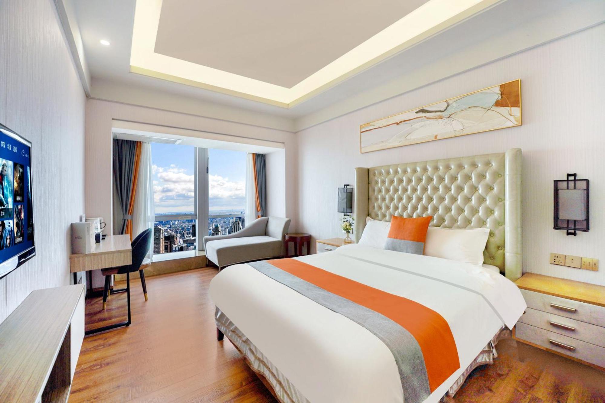 Hotel Ht Legend Changgang Metro Station Exit F -direct To Fair 3*