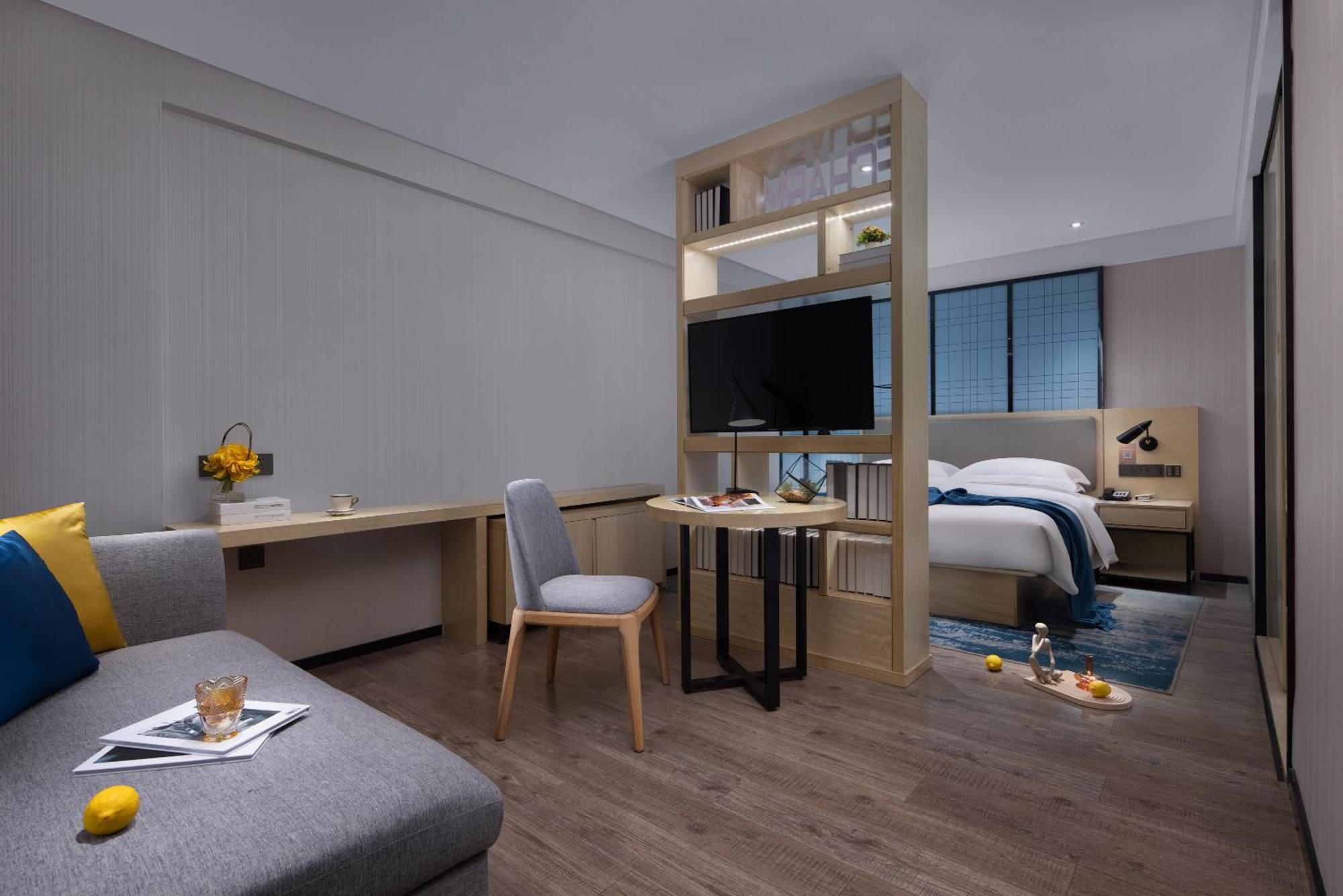Echarm International Beijing Road Pedestrian Street Tianzi Wharf Branch - Free Shuttle Bus To Fair Complex During Fair Period Hotel 3*