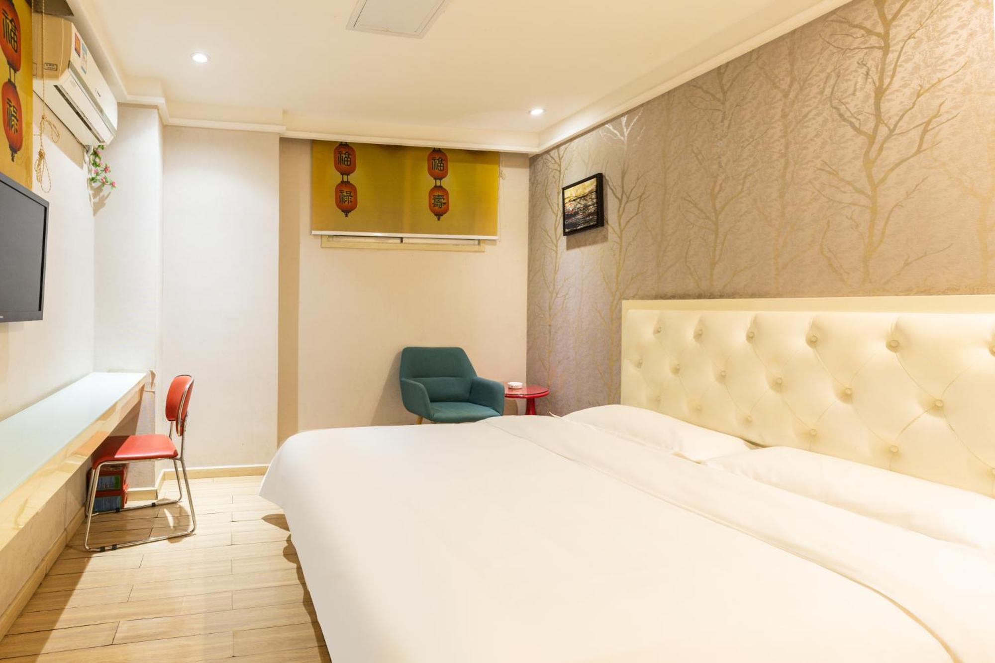 Kaiserdom Baiyun Airport-24-hour Airport-free Shuttle Bus 2* Guangzhou