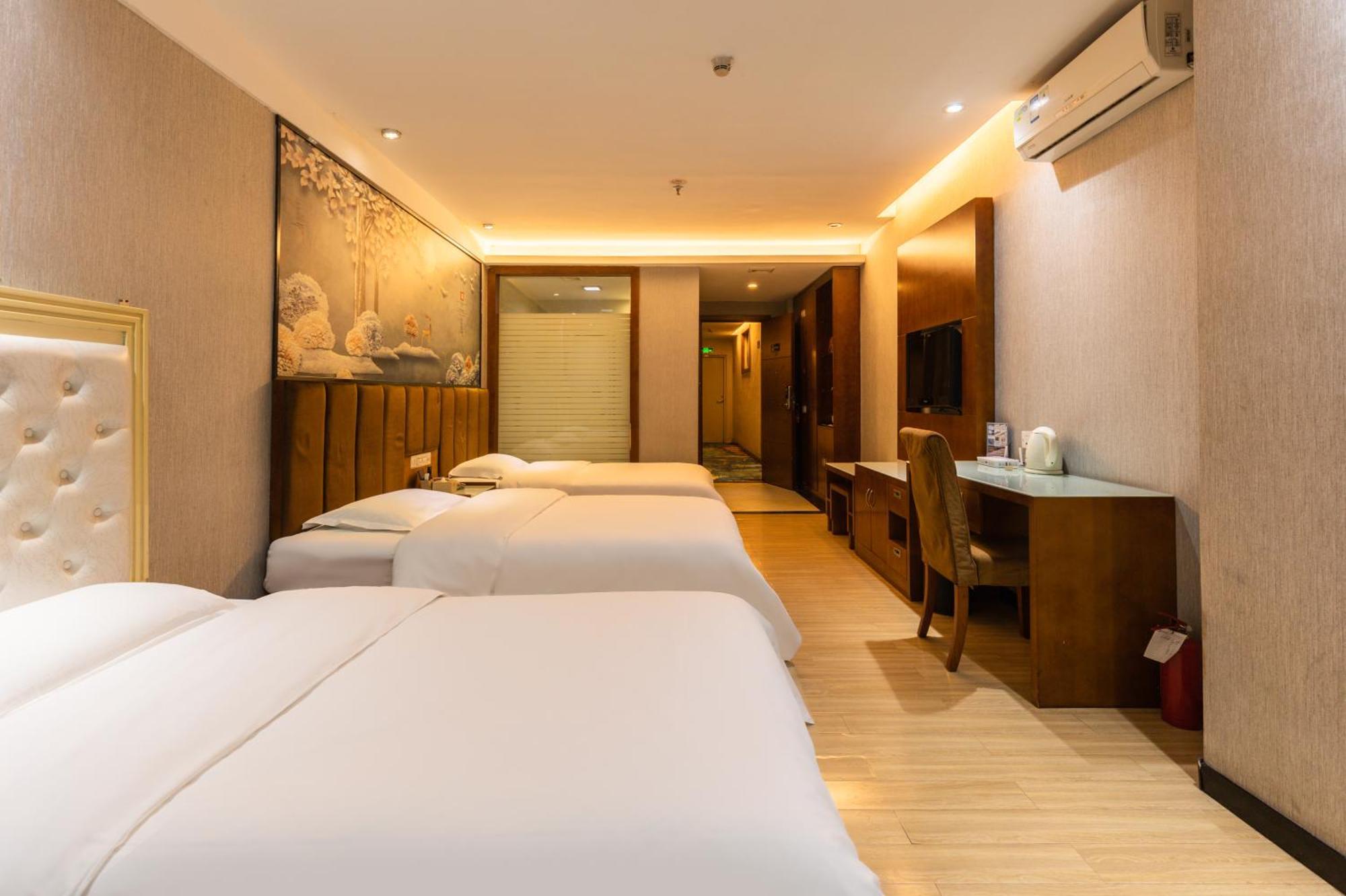Kaiserdom Baiyun Airport-24-hour Airport-free Shuttle Bus