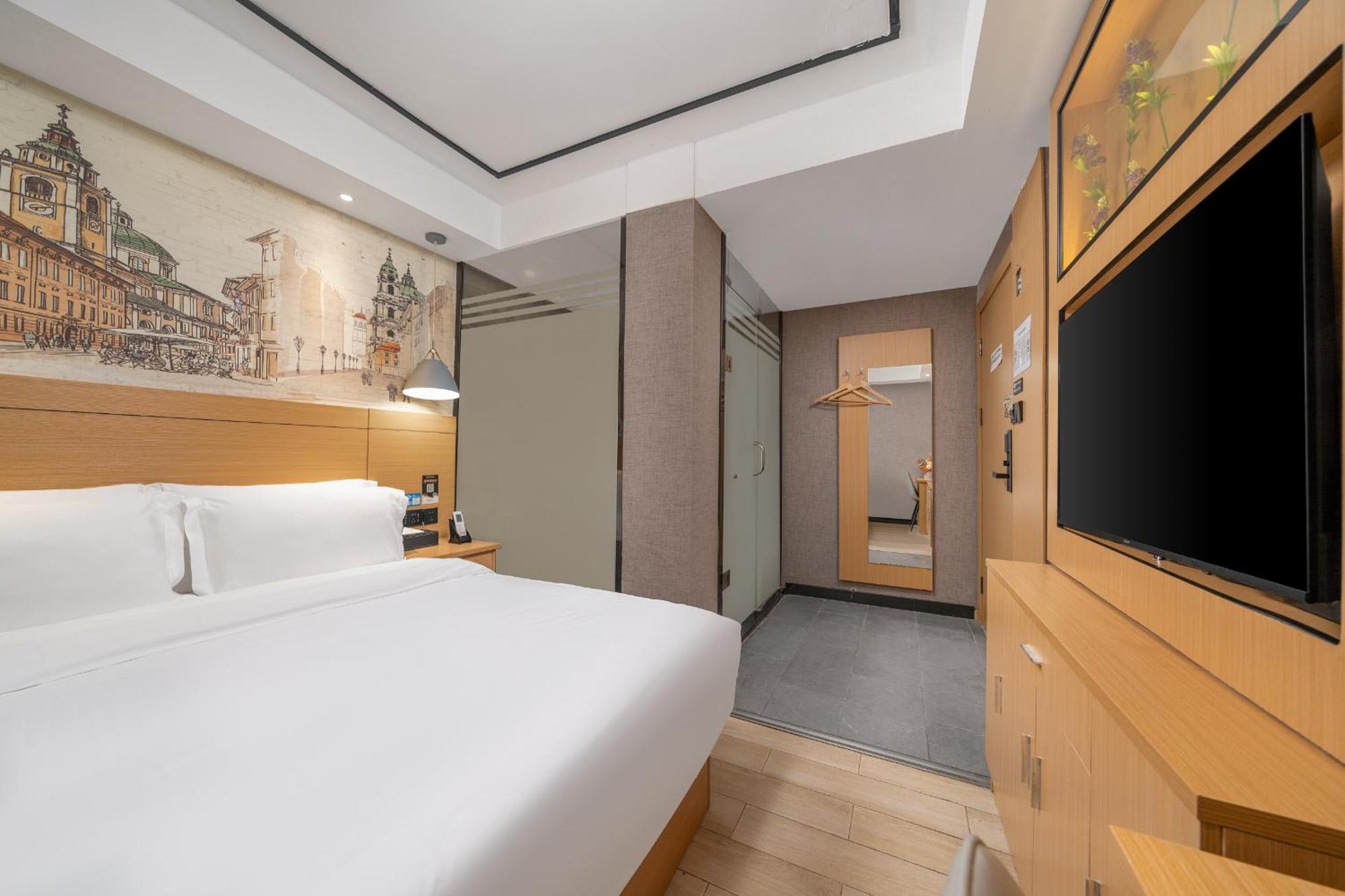 Yi Nuo Hotel 2*