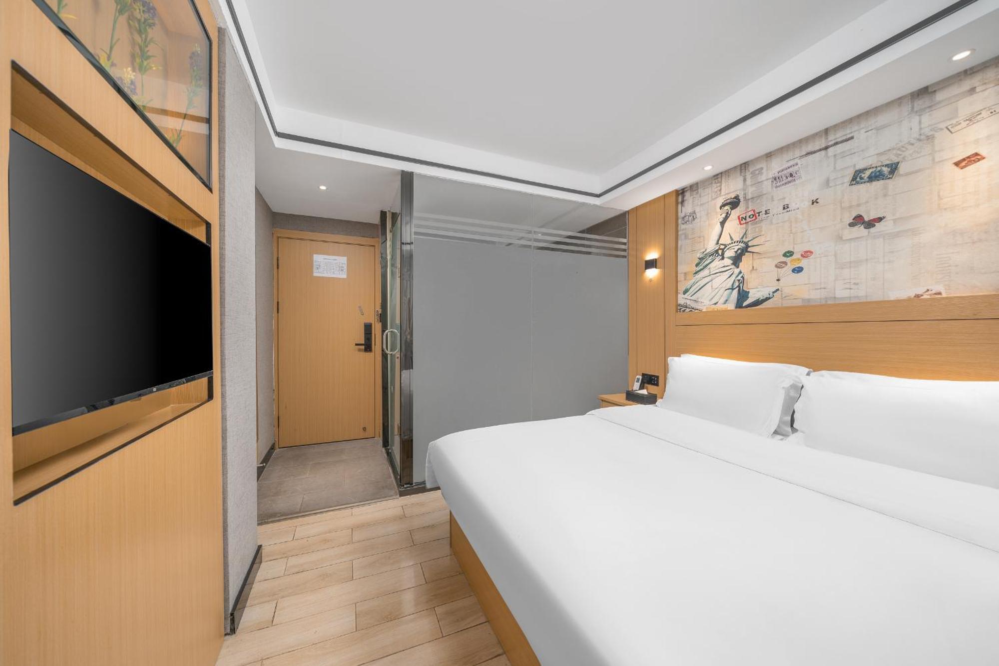 Yi Nuo Hotel