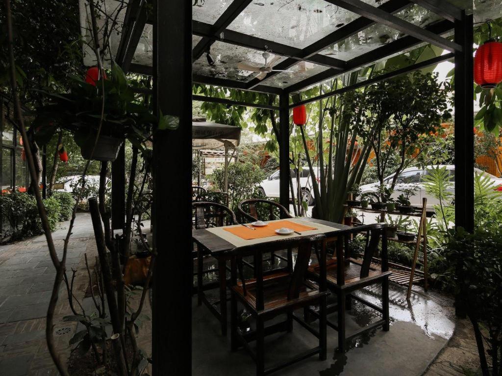 Hotel The Royal Garden Guangzhou