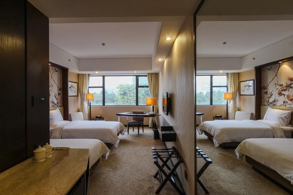Hotel Guangdong Yingbin Hotel-free Fair Shuttle Bus Guangzhou