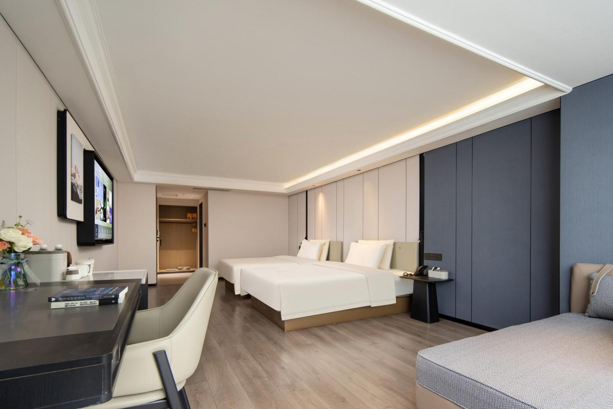 Atour X Huangpu Nangang Wanda Hotel 4*