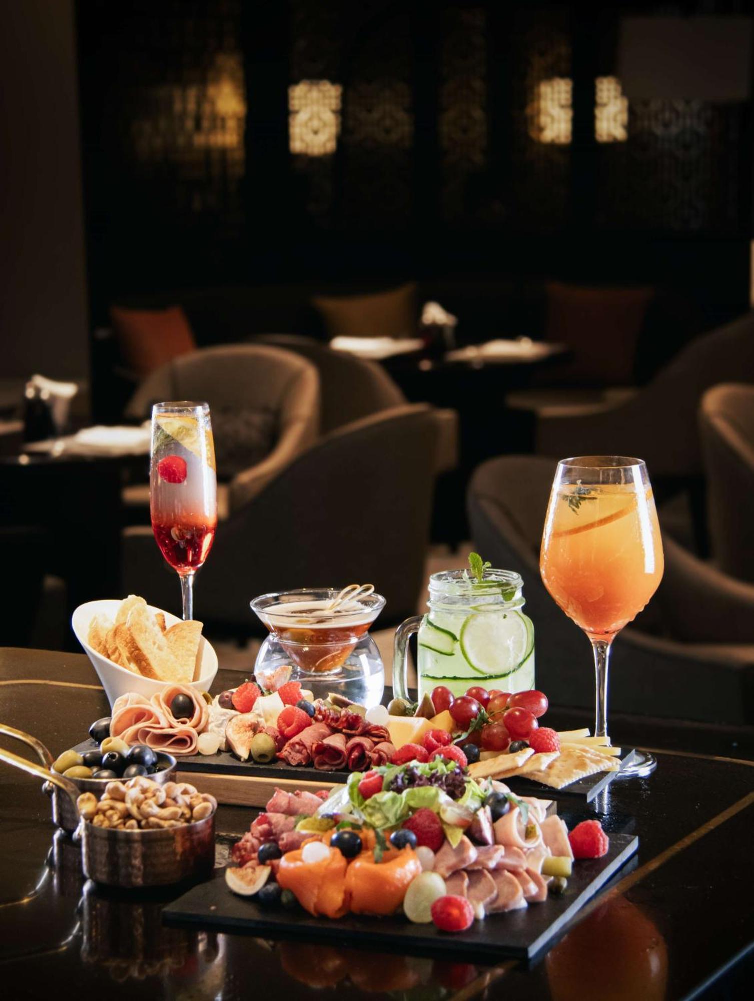 Hotel Kempinski Residences 5*