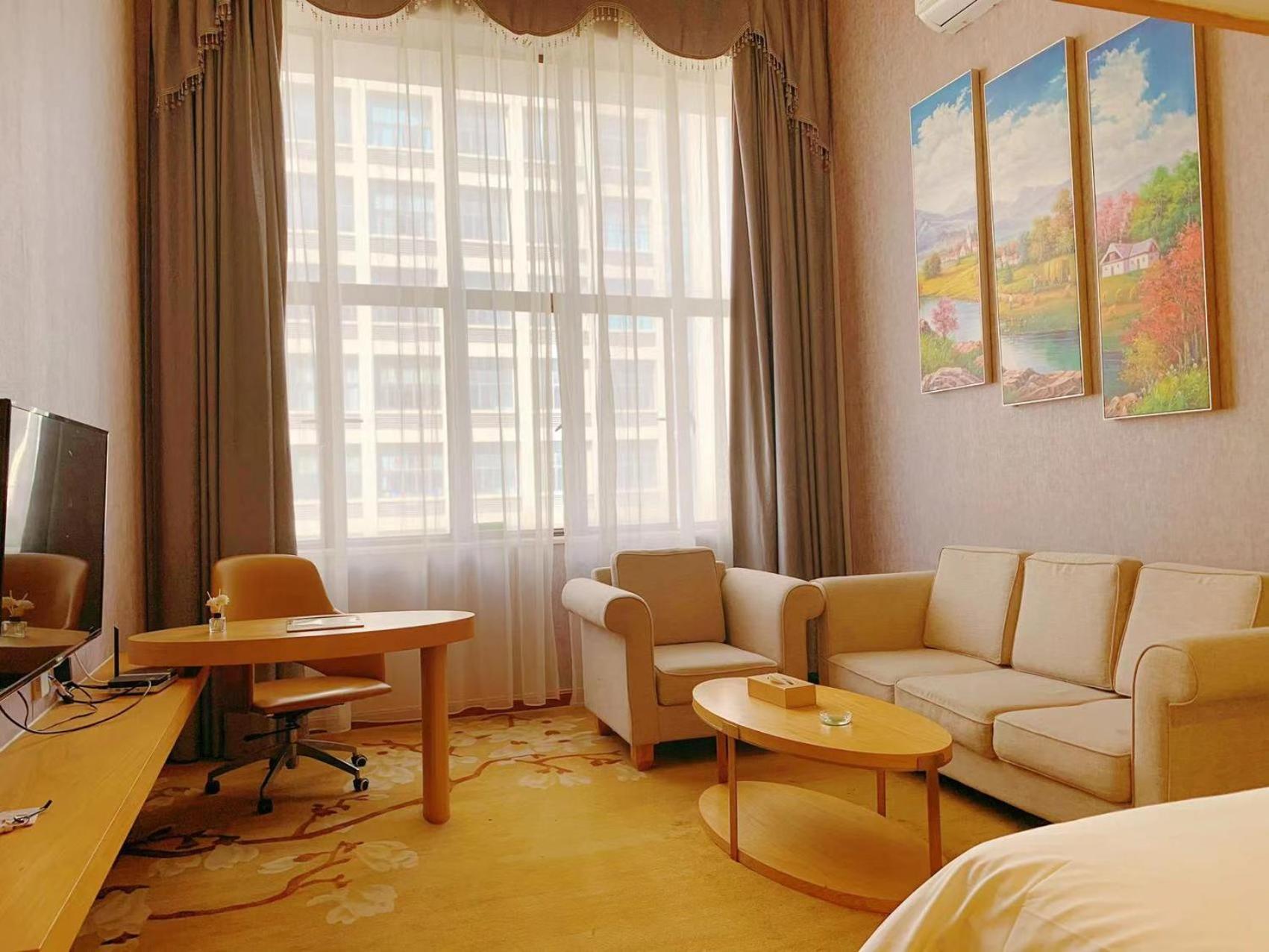 Hotel Vienna International Nansha Passenger Port Station Tianhou Palace Branch
