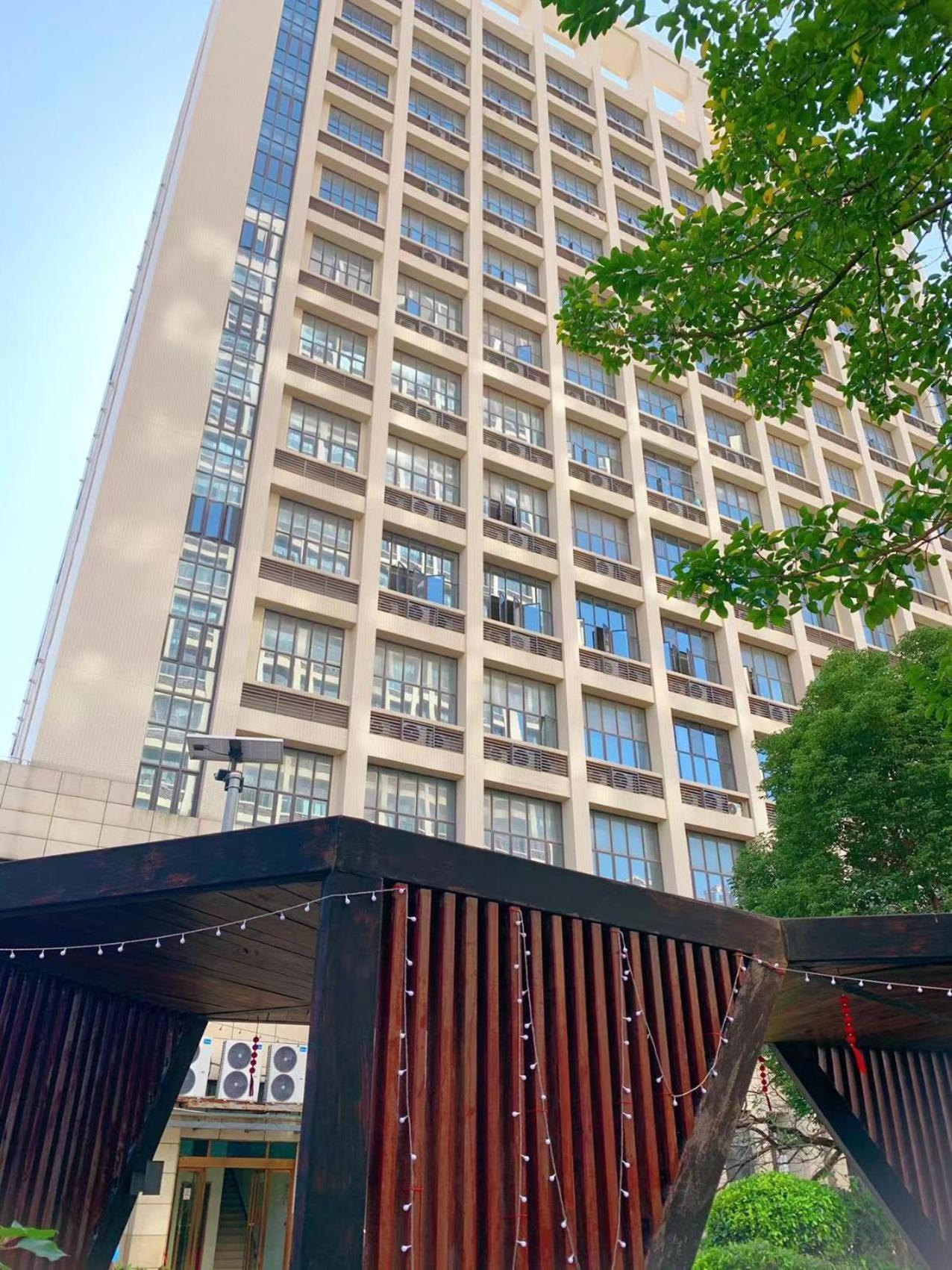 Vienna International Nansha Passenger Port Station Tianhou Palace Branch 3* Guangzhou