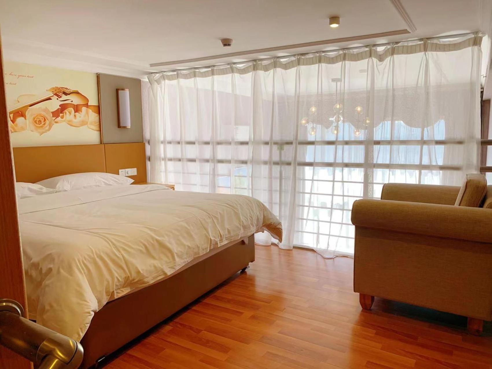 Vienna International Nansha Passenger Port Station Tianhou Palace Branch 3* Guangzhou