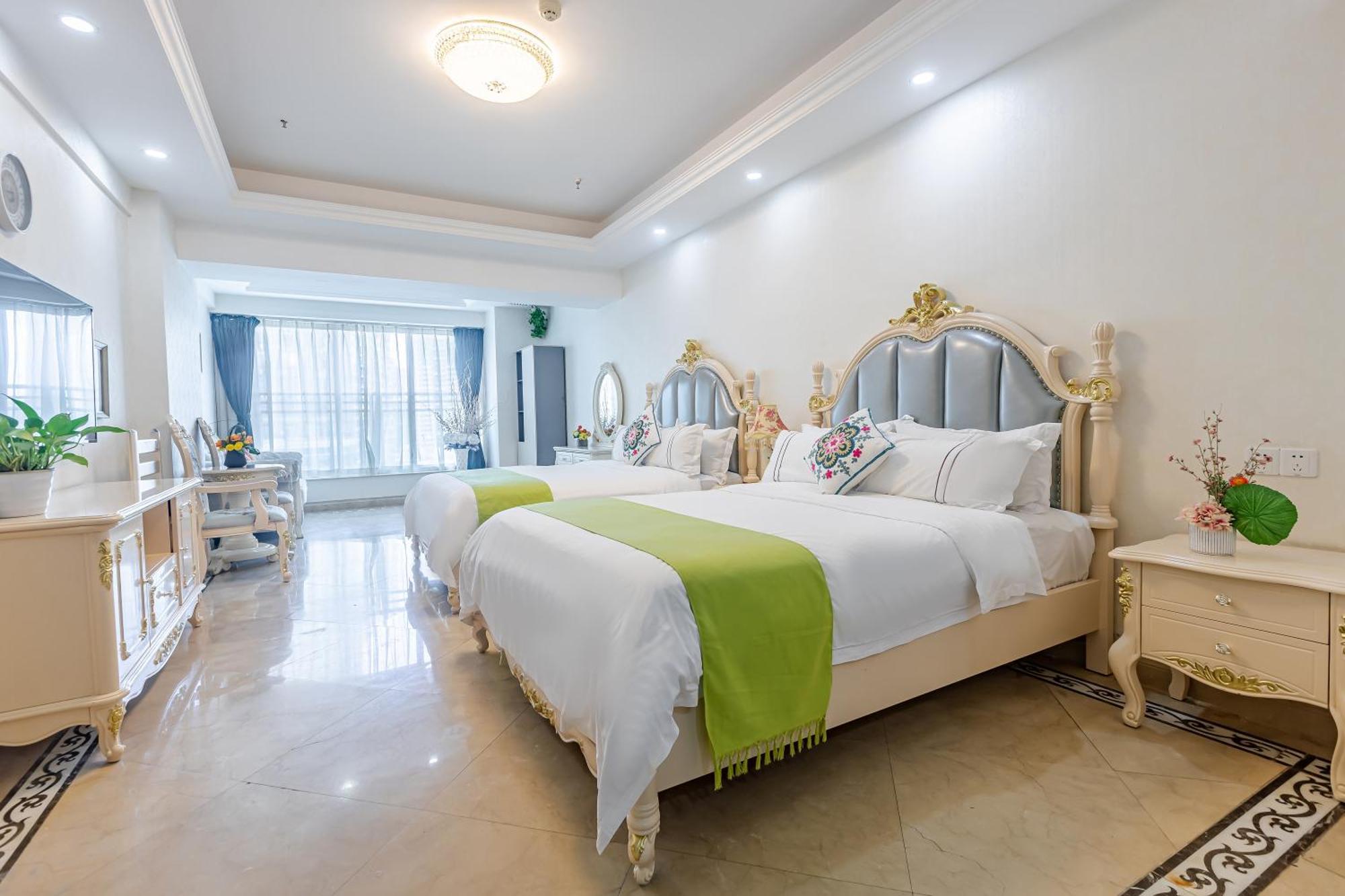 Waifiden Haizhu Square Wanyi Hotel