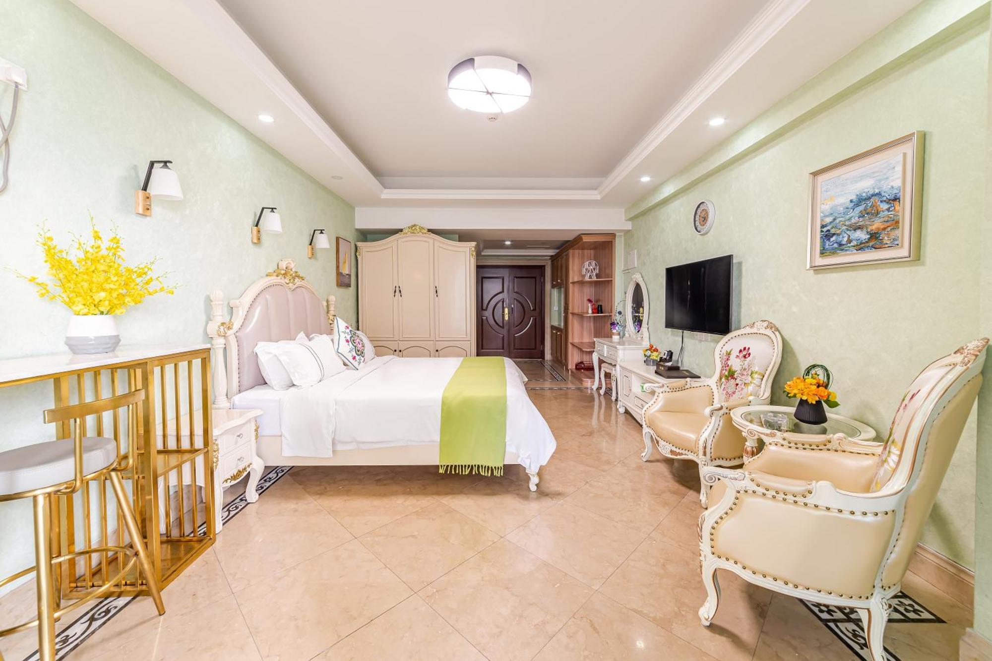Waifiden Haizhu Square Wanyi Hotel