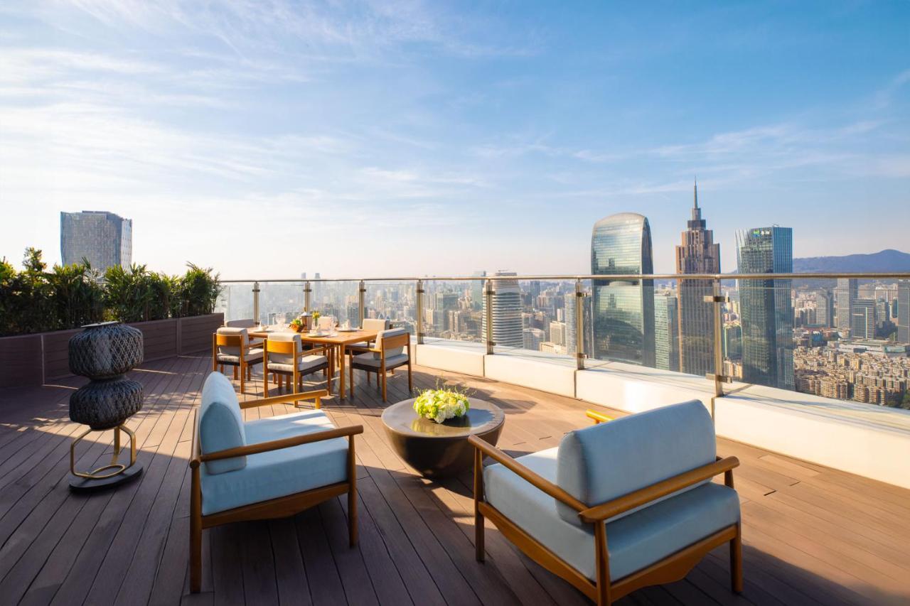 Jumeirah Living - Complimentary Shuttle Bus To Fair Complex 5* Guangzhou